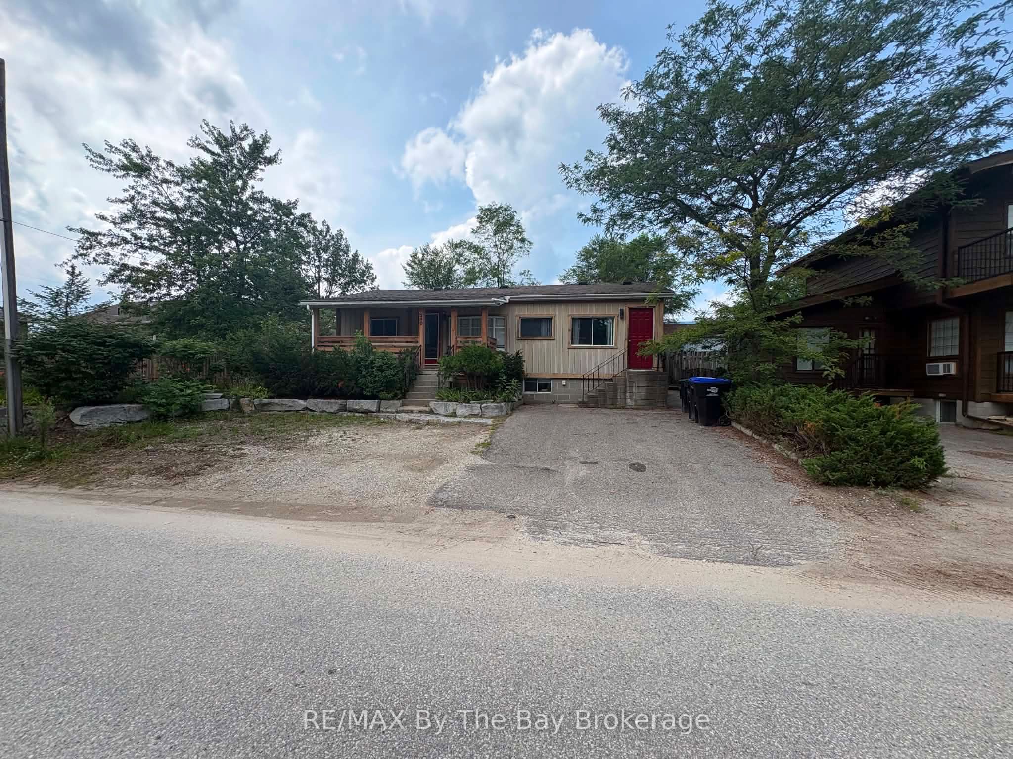 240 SHORE Lane Property Photo 1