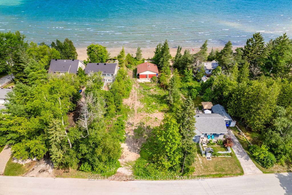 1864 Shore Lane Property Photo 4