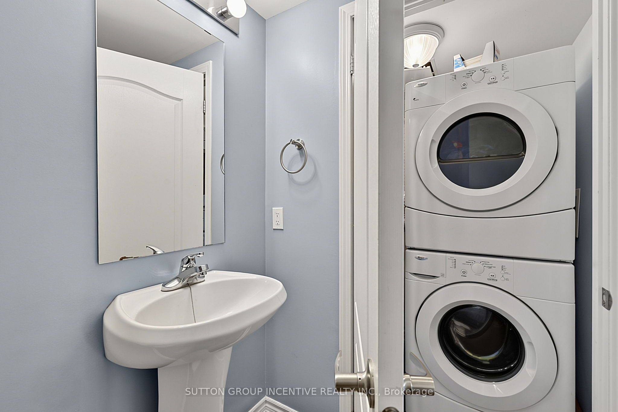 139 Sydenham Wells 7 Property Photo 18