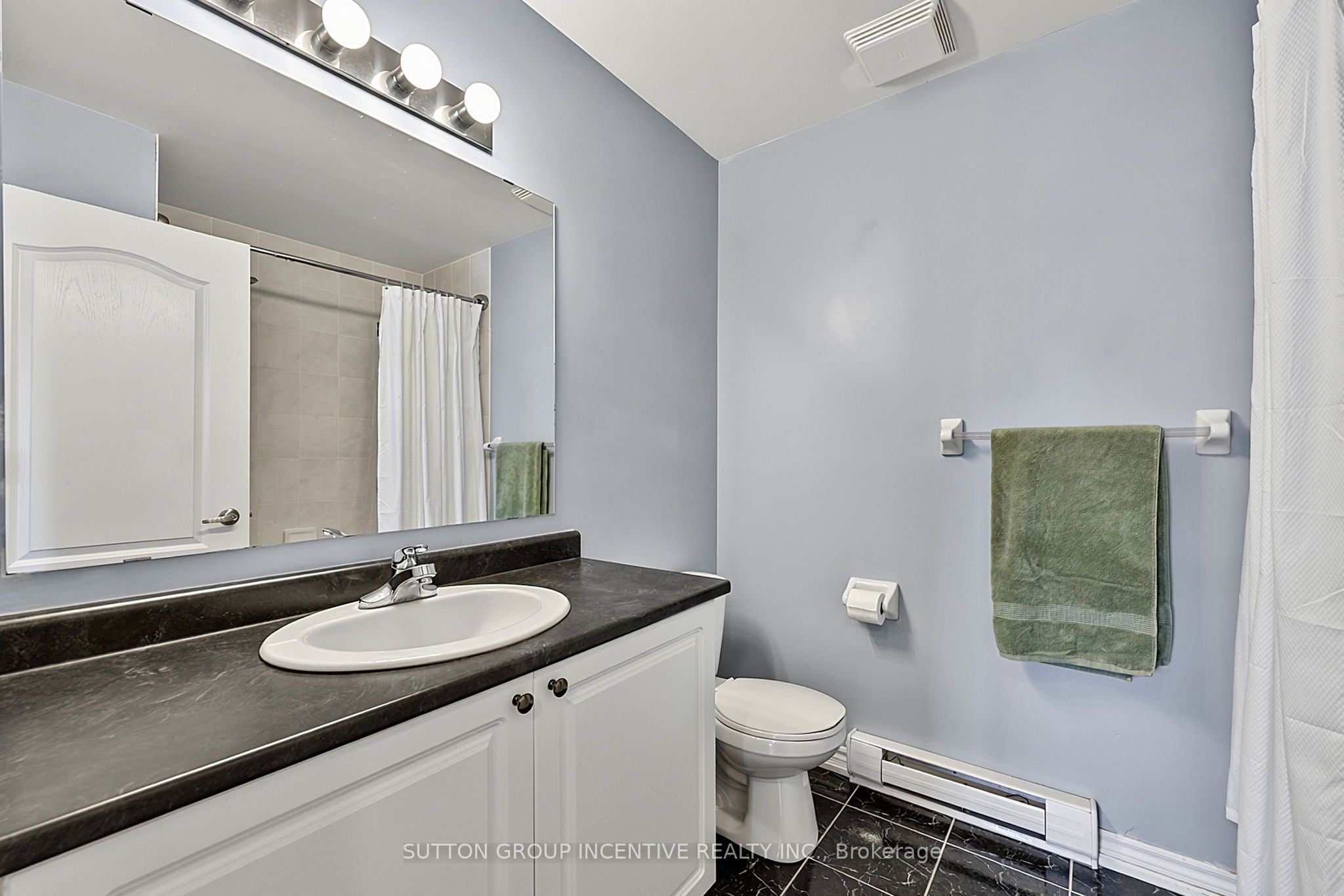 139 Sydenham Wells 7 Property Photo 25