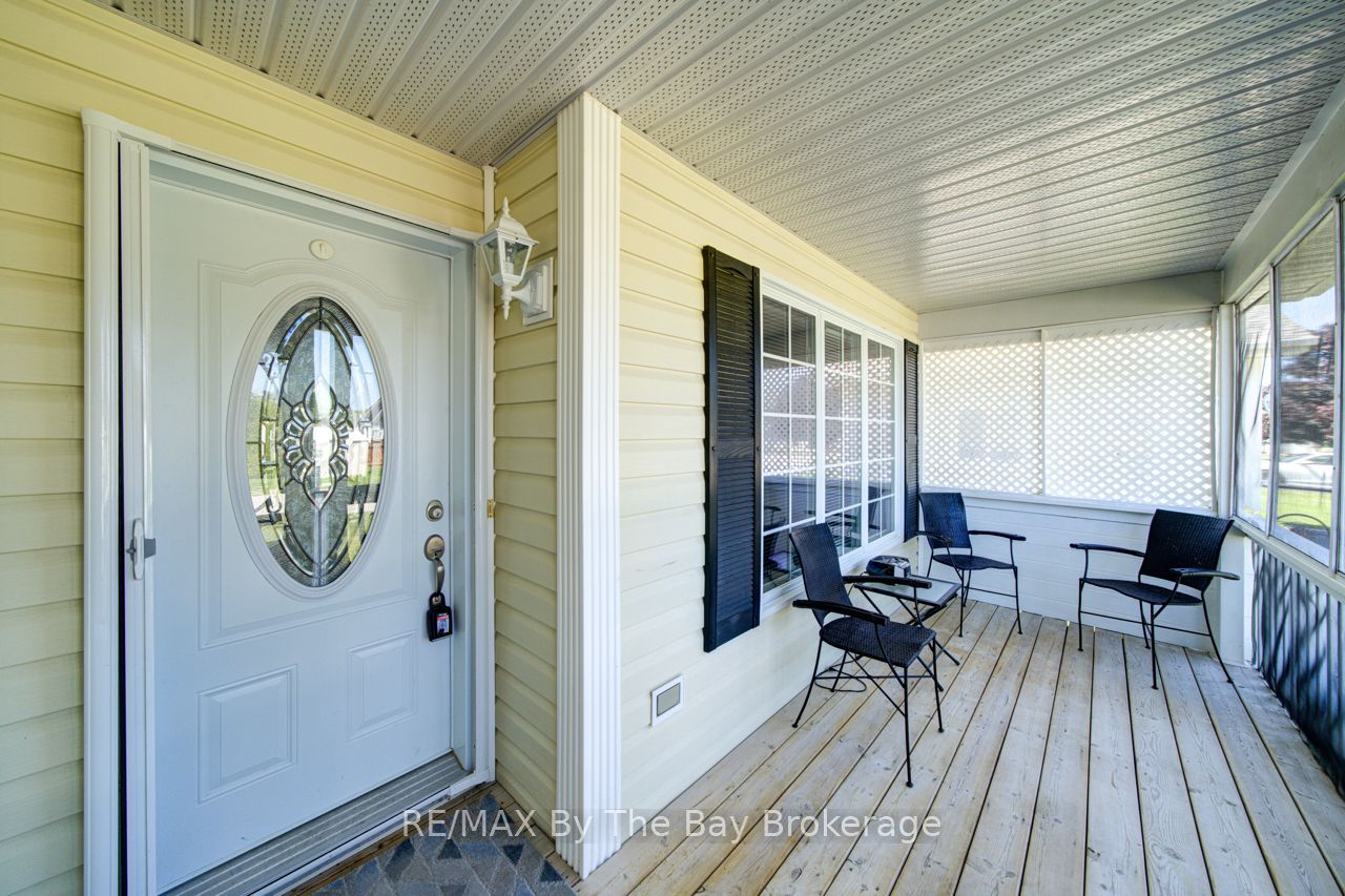 6 Illinois Crescent Property Photo 6