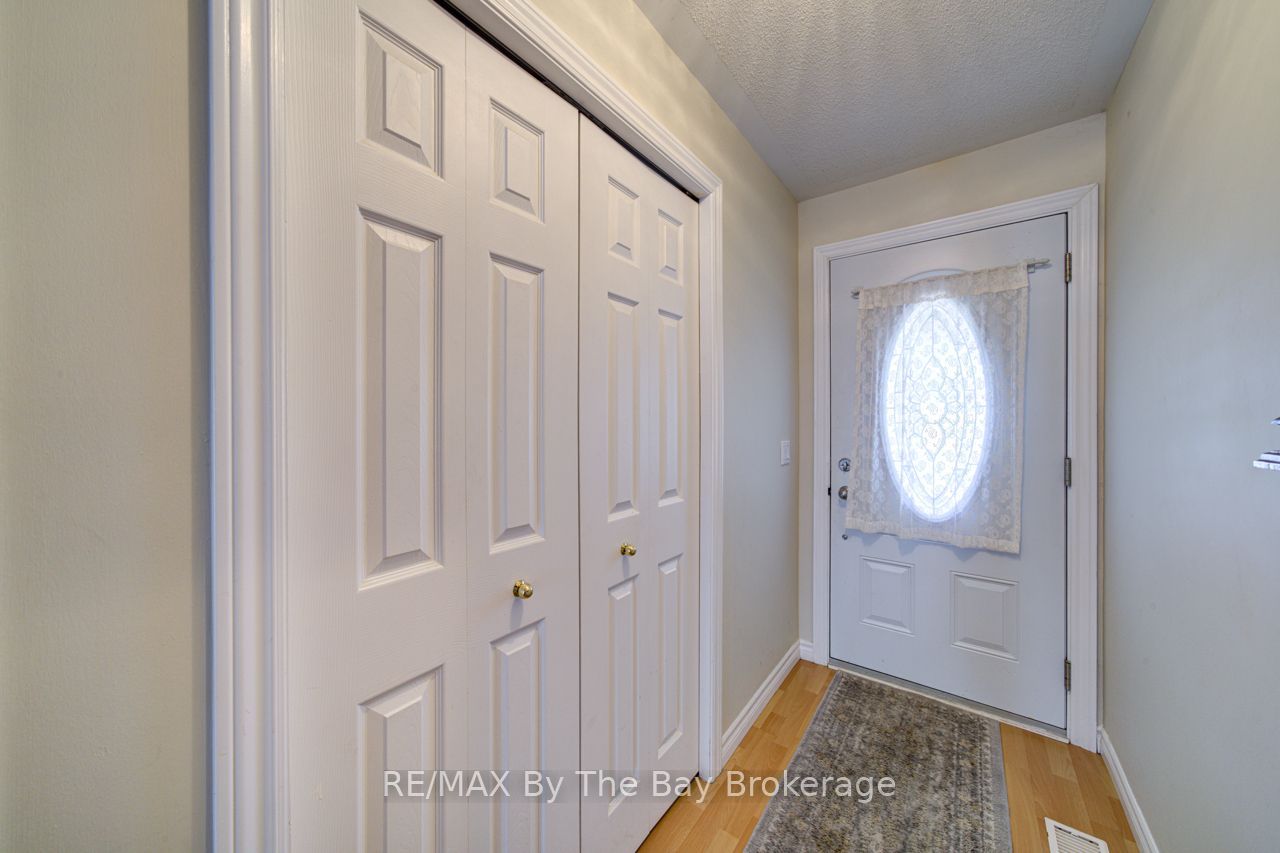 6 Illinois Crescent Property Photo 7