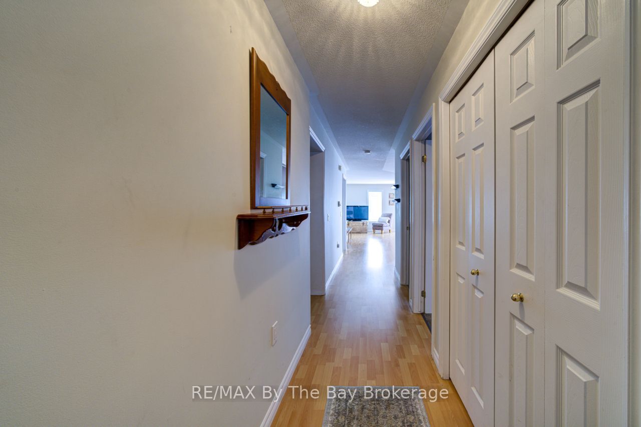 6 Illinois Crescent Property Photo 8