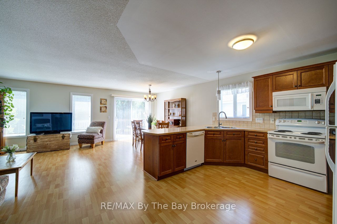 6 Illinois Crescent Property Photo 9