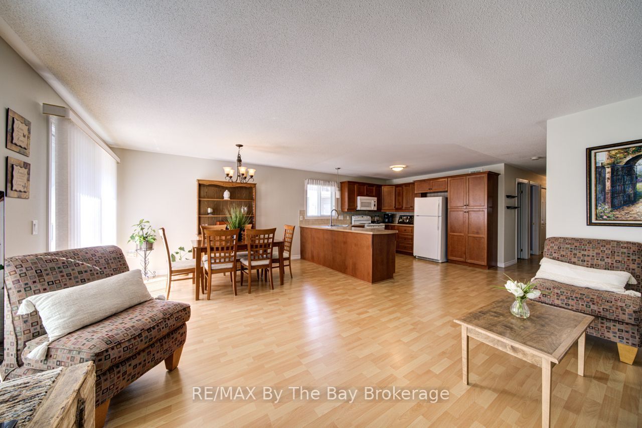 6 Illinois Crescent Property Photo 17