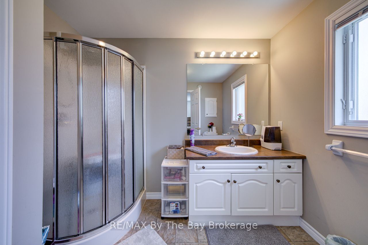 6 Illinois Crescent Property Photo 20