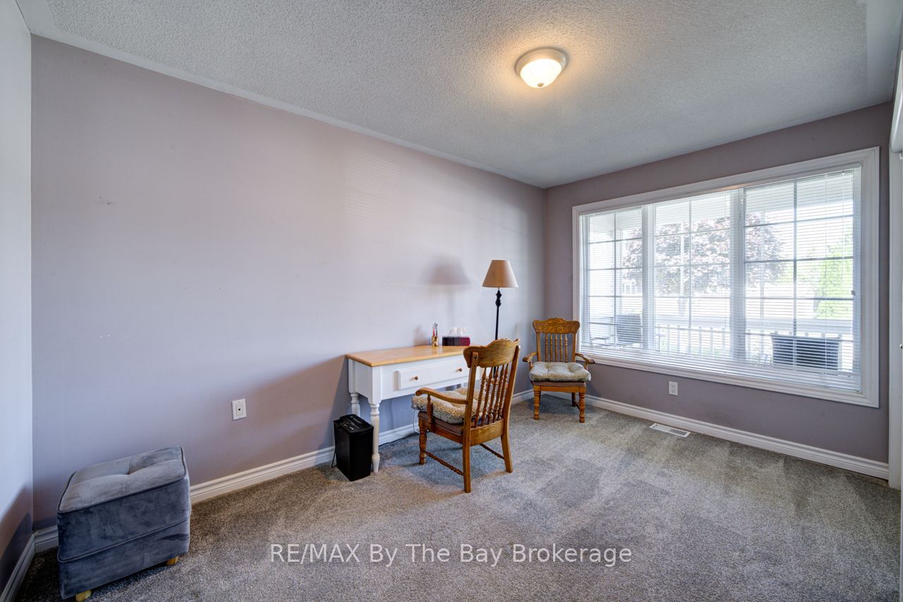 6 Illinois Crescent Property Photo 21