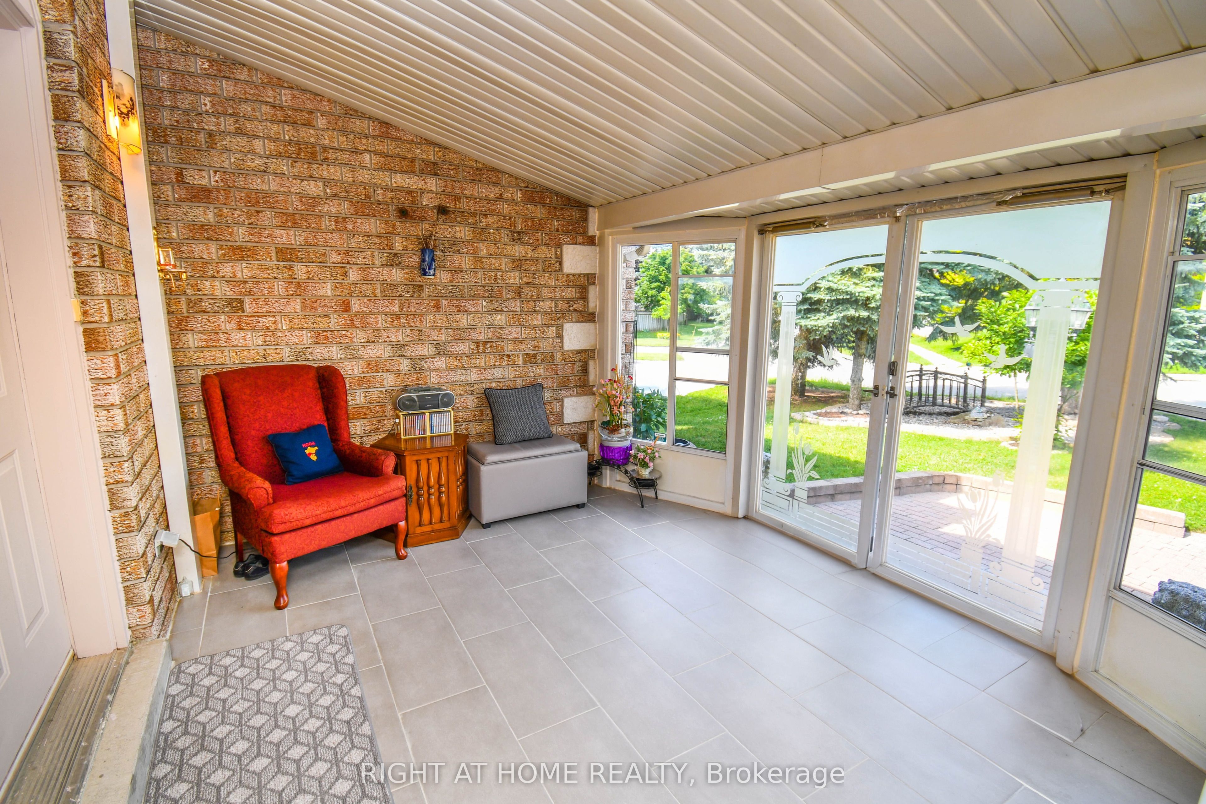 11 Thackeray Crescent Property Photo 14