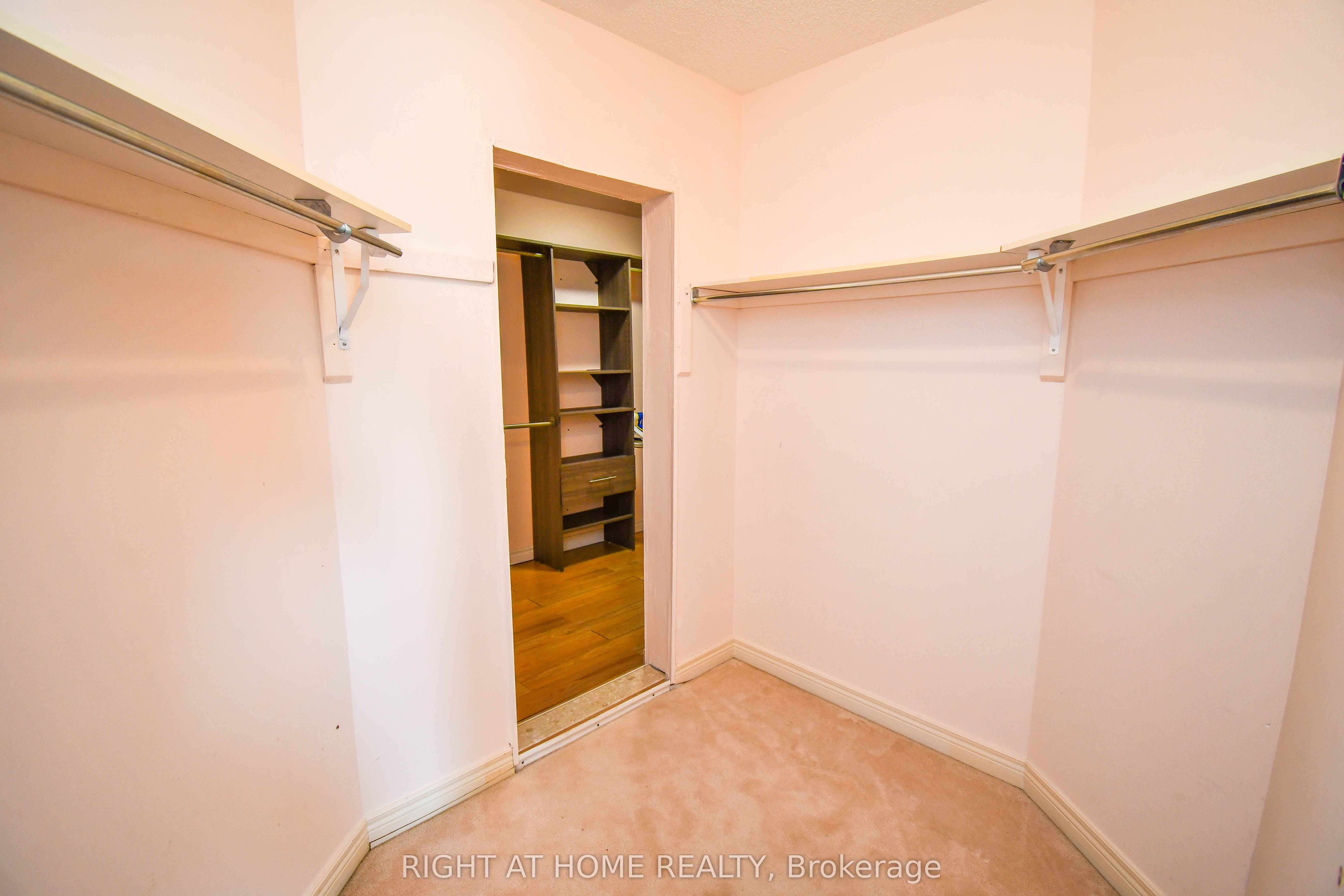 11 Thackeray Crescent Property Photo 24