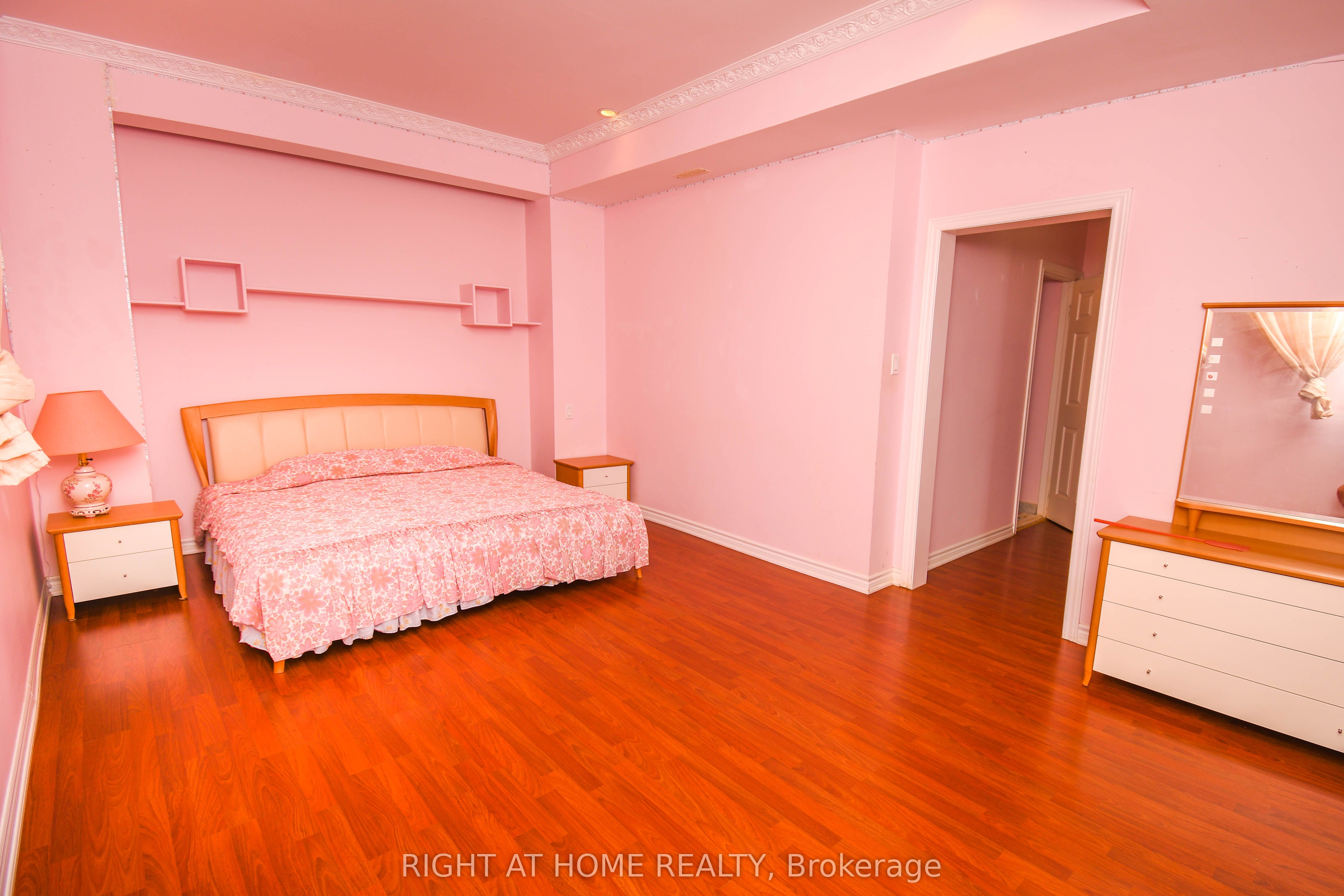 11 Thackeray Crescent Property Photo 32