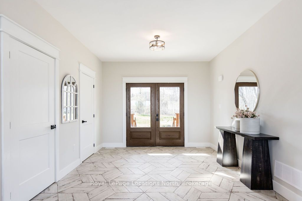 5385 8 Line N Property Photo 9