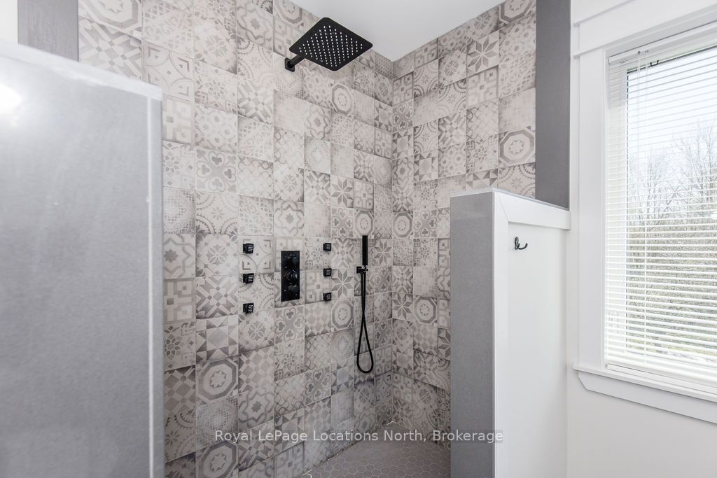 5385 8 Line N Property Photo 27