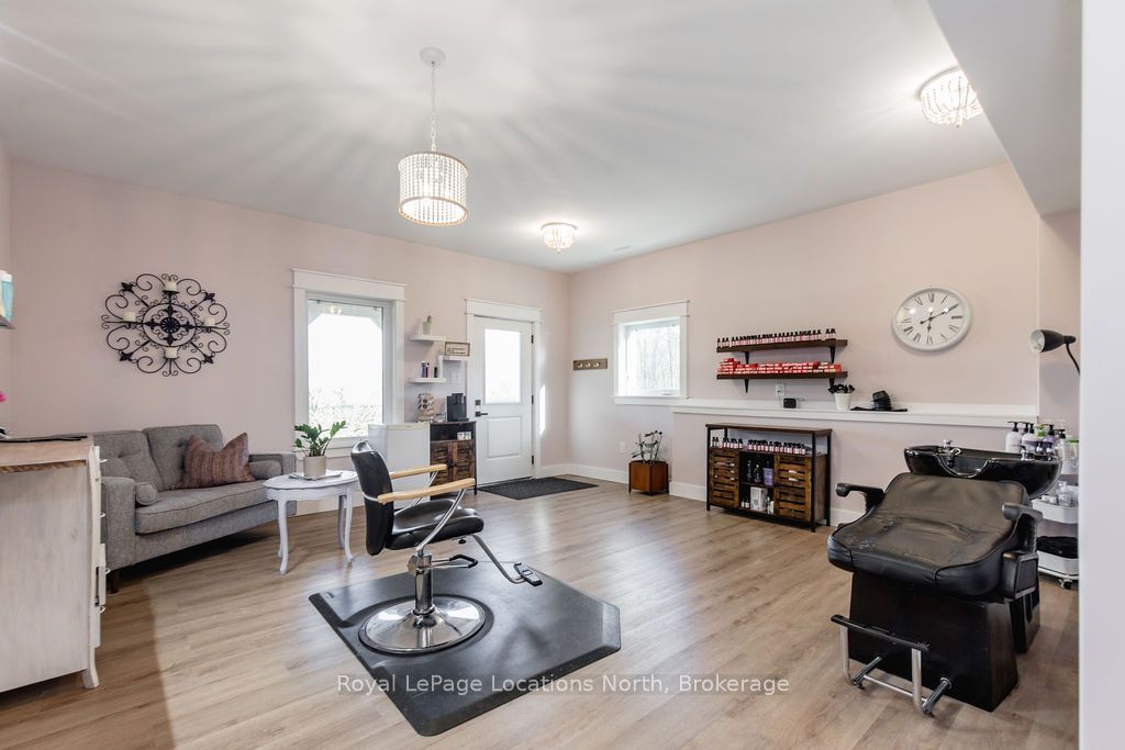 5385 8 Line N Property Photo 39