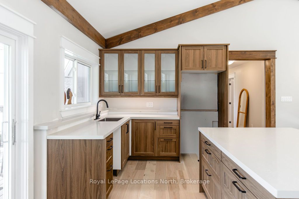 5385 8 Line N Property Photo 46