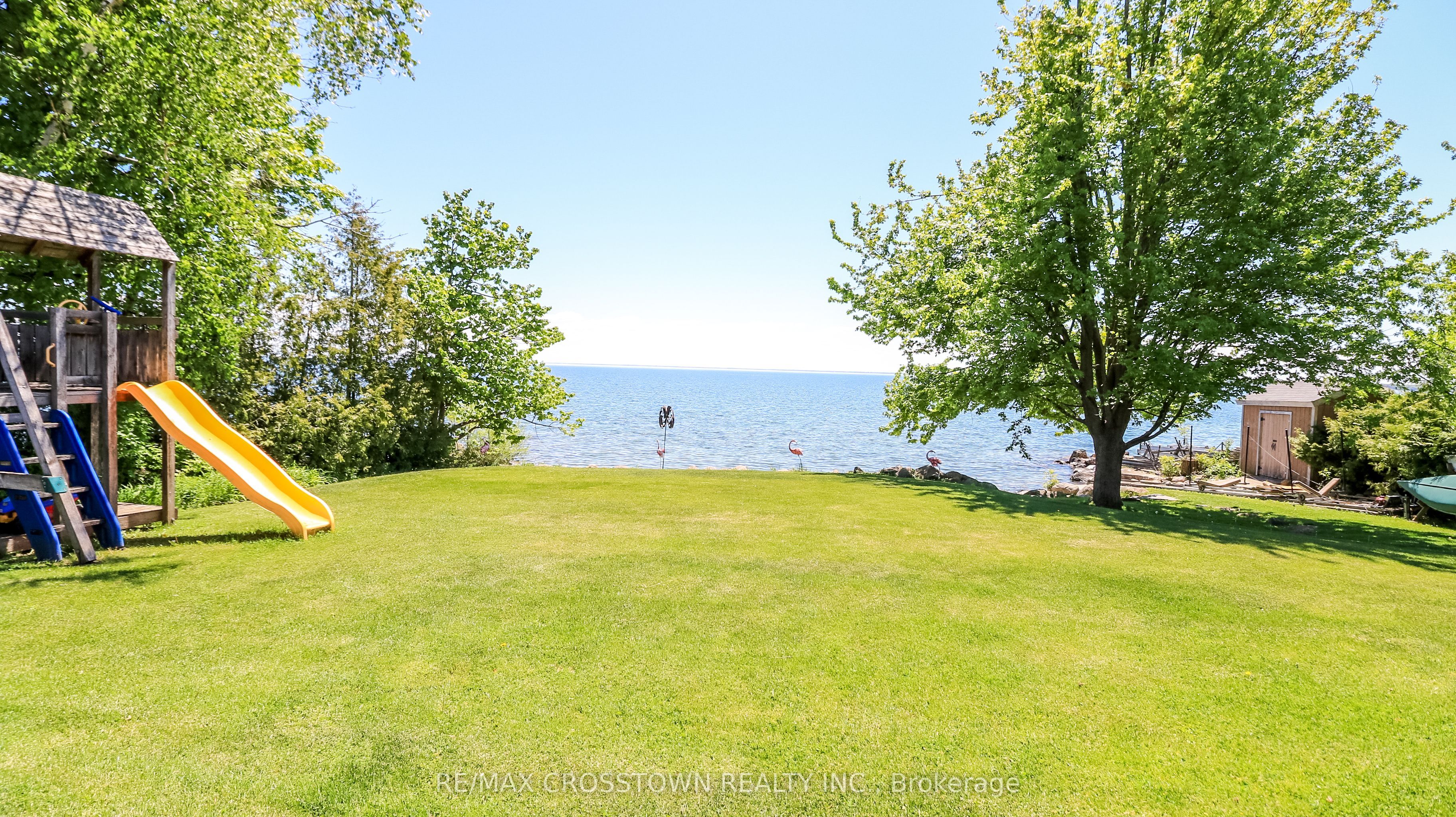 183 Lakeshore Road W Property Photo 46