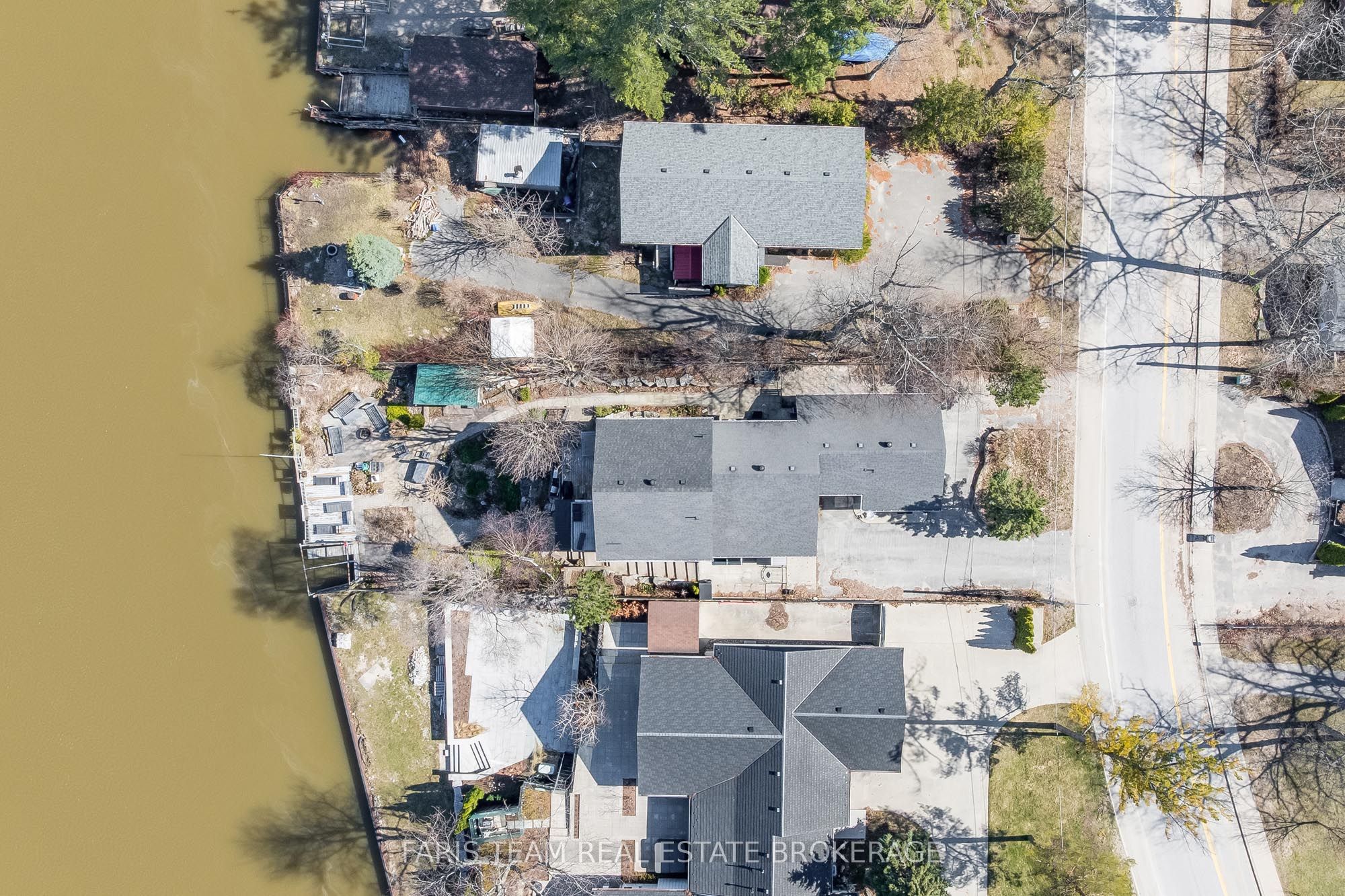 60 River Avenue Crescent Property Photo 38