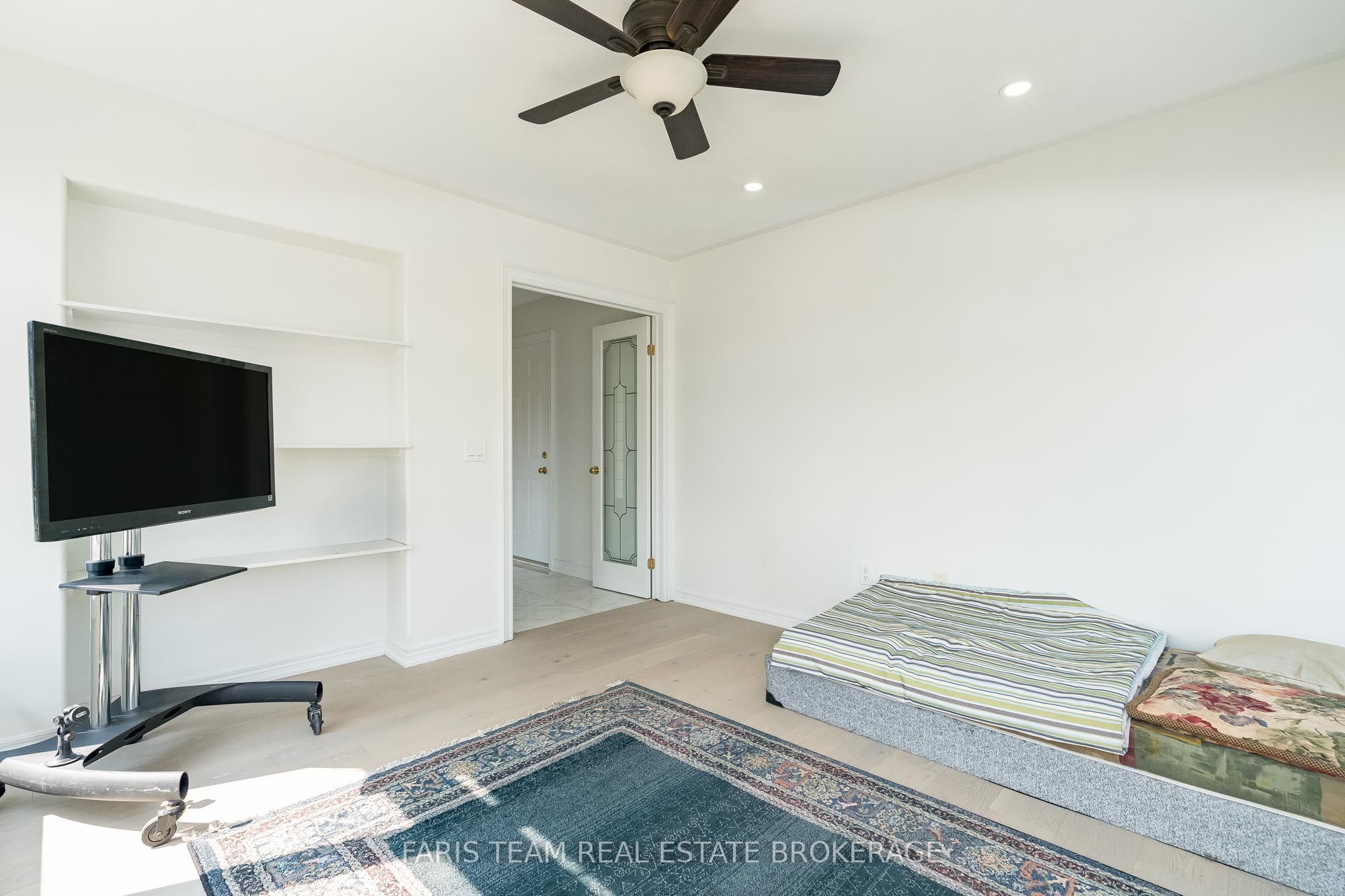 2 Vanessa Drive Property Photo 16