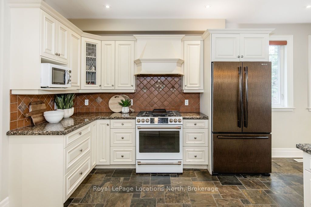 119 Earl Street Property Photo 17