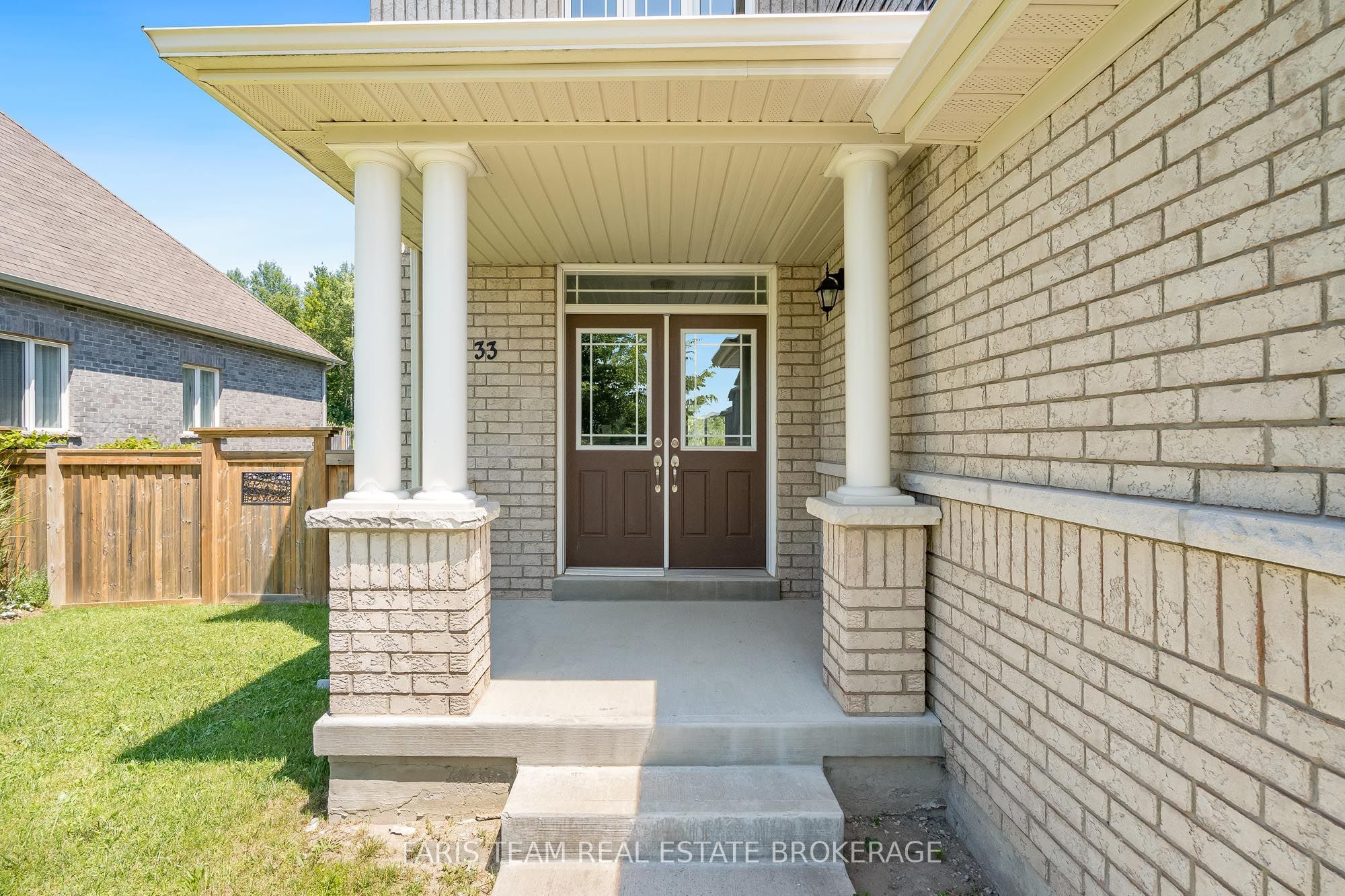 33 Pearl Street Property Photo 4