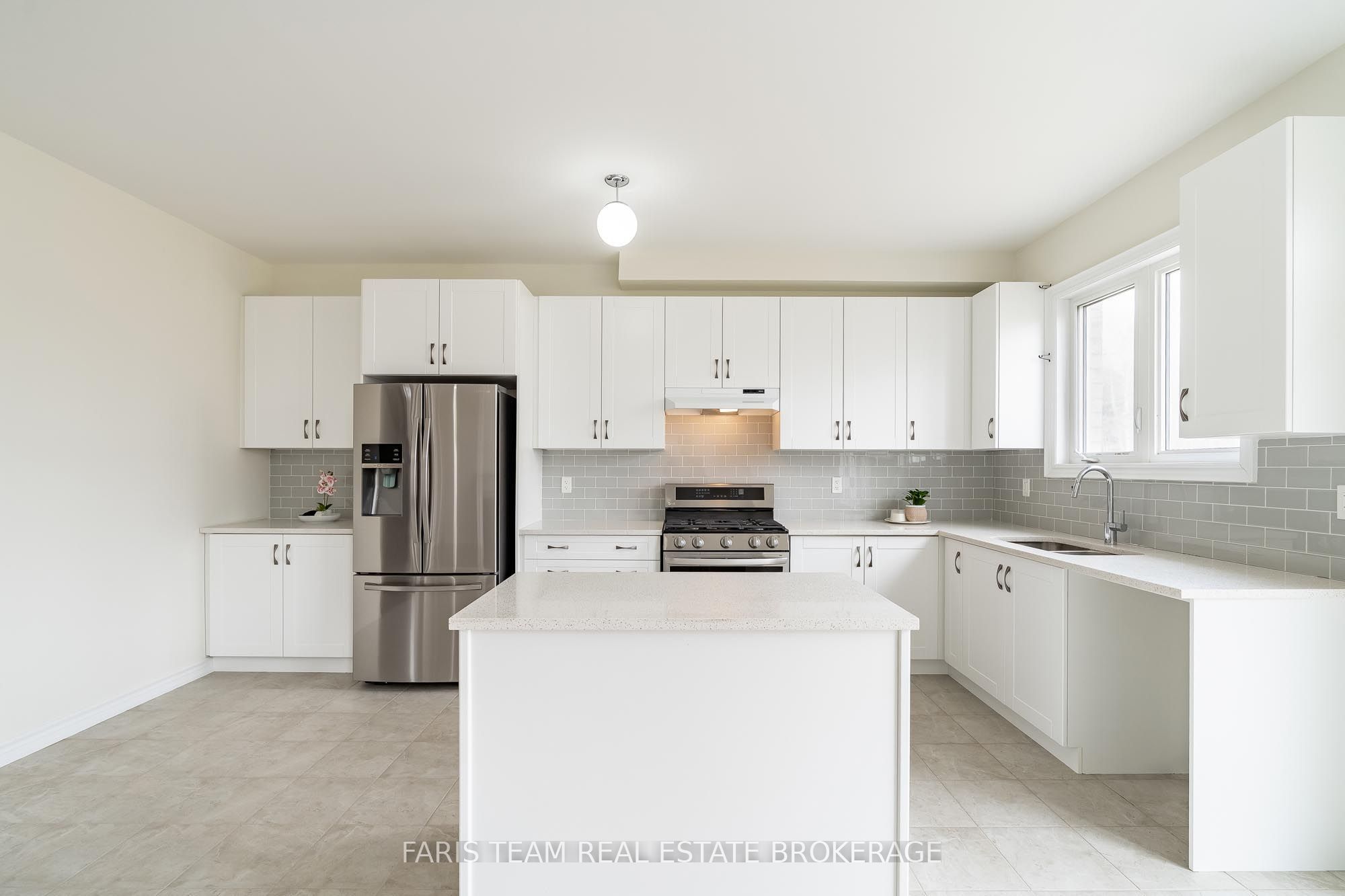 33 Pearl Street Property Photo 6