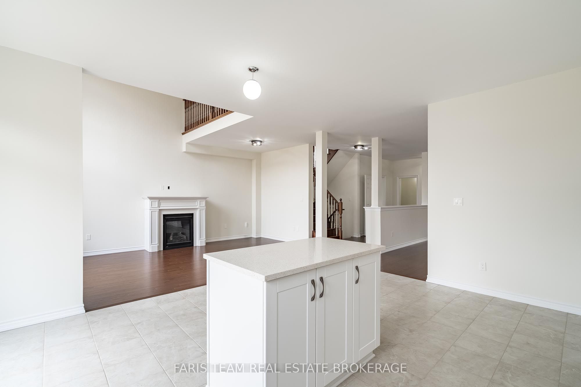 33 Pearl Street Property Photo 8