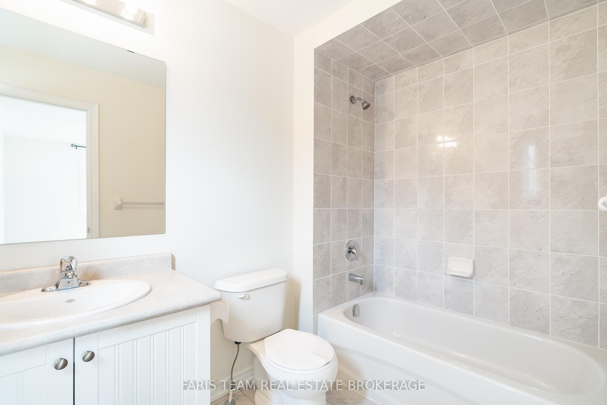 33 Pearl Street Property Photo 27