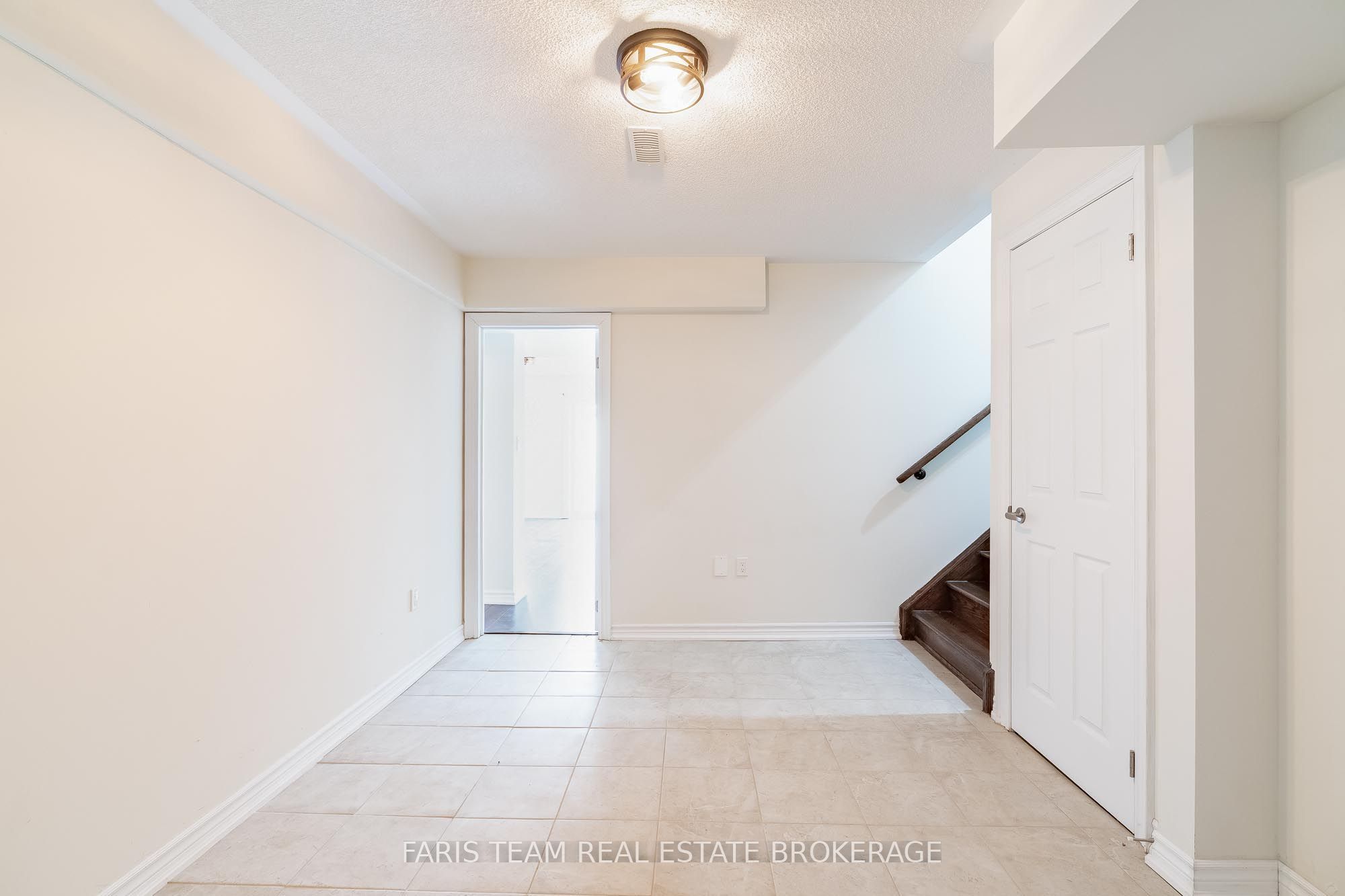 33 Pearl Street Property Photo 33