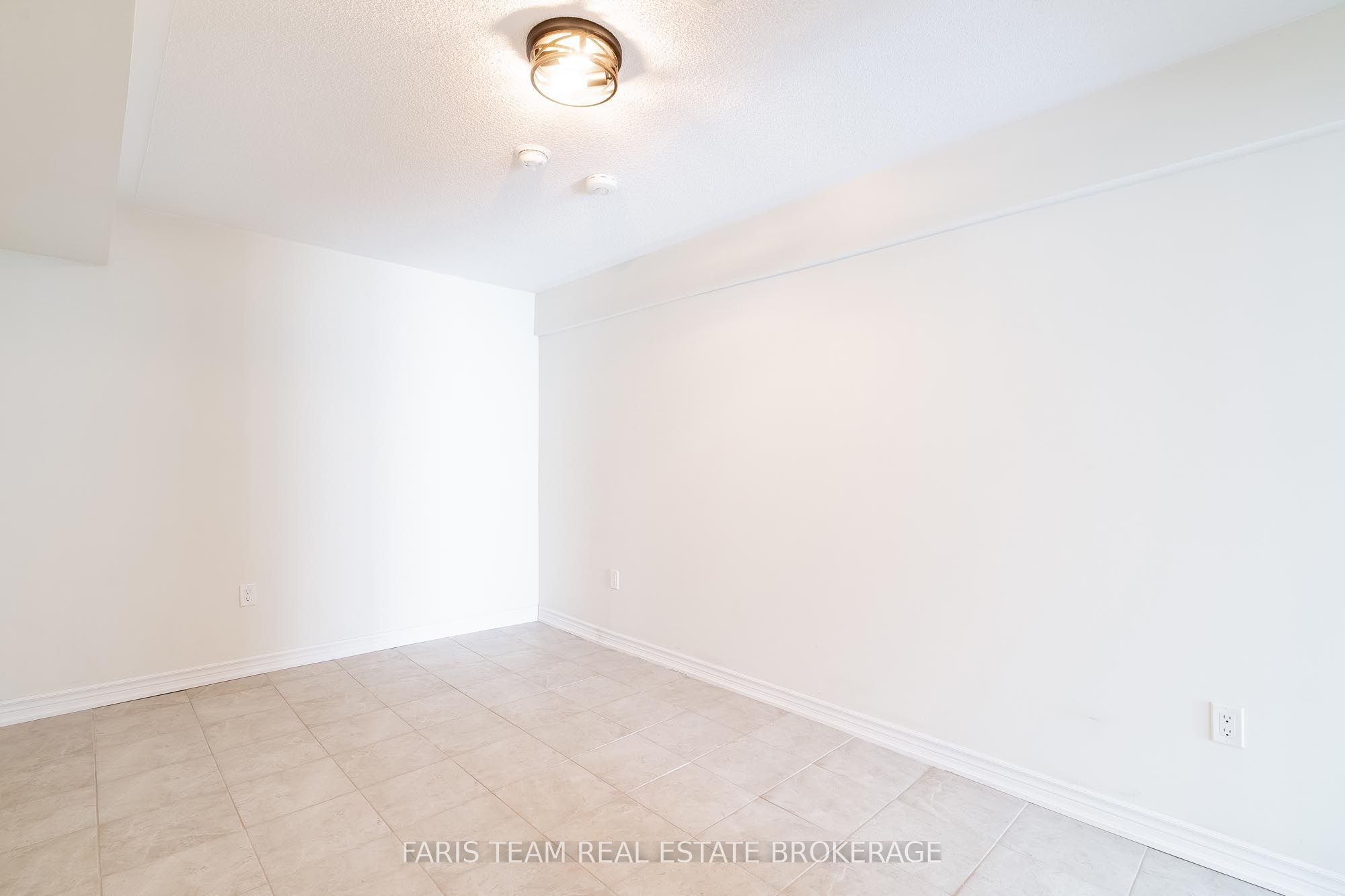 33 Pearl Street Property Photo 34