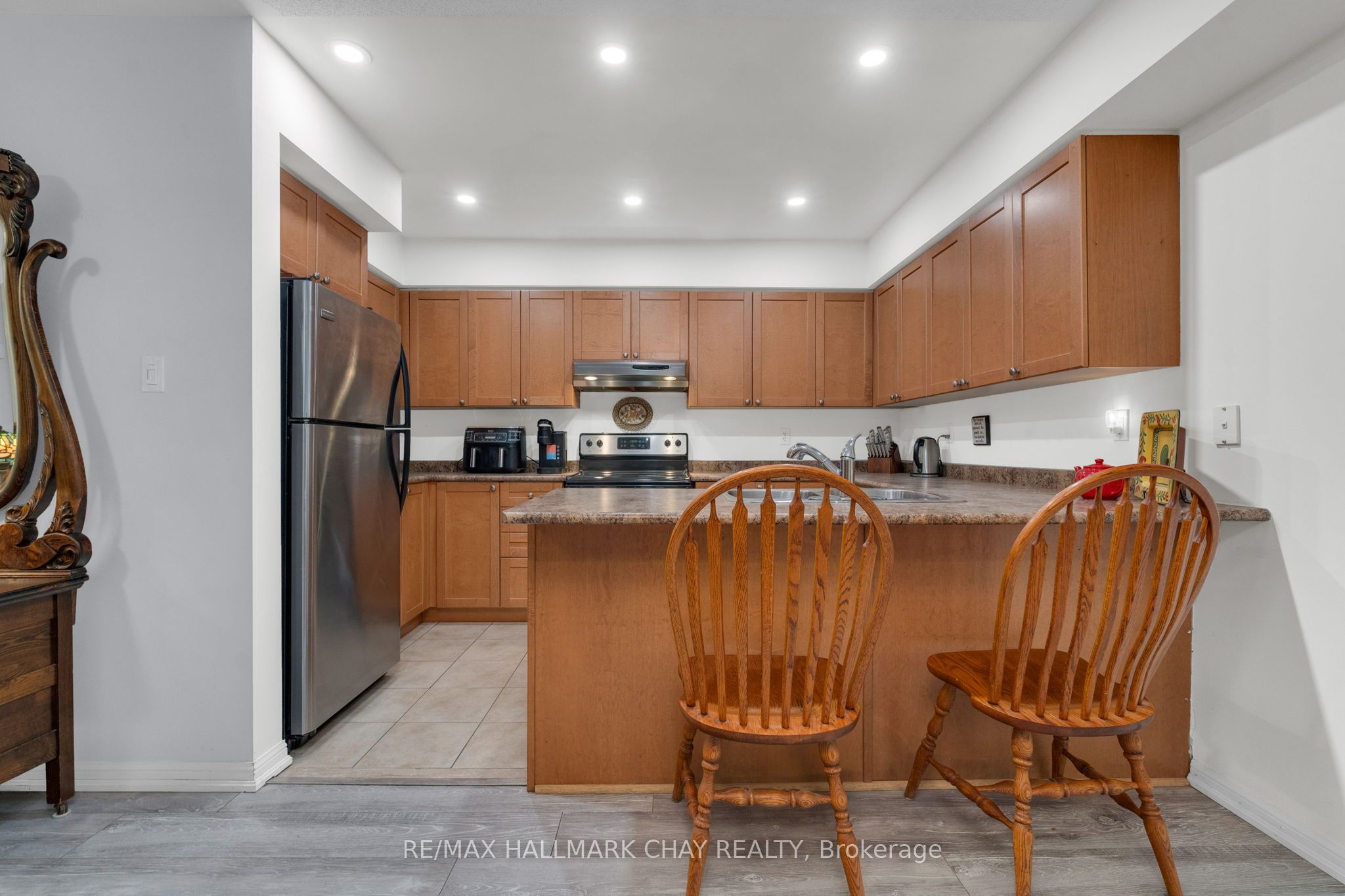 40 Mulligan Lane 307 Property Photo 10
