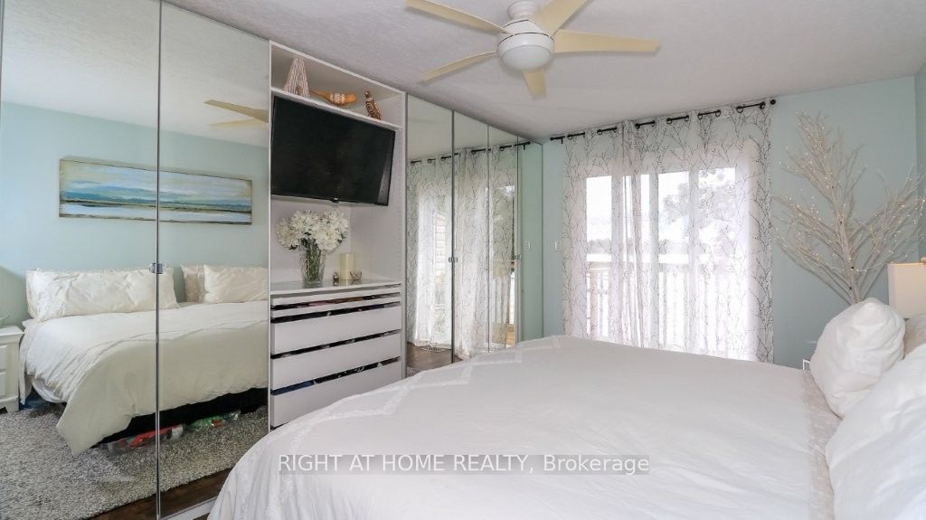 43 Olive Crescent 201 Property Photo 25