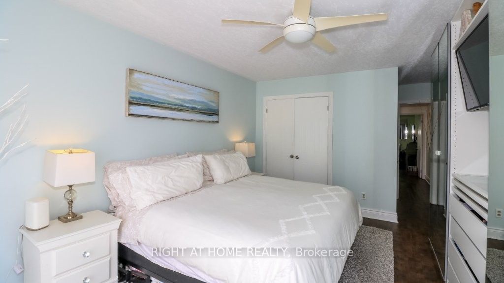 43 Olive Crescent 201 Property Photo 26