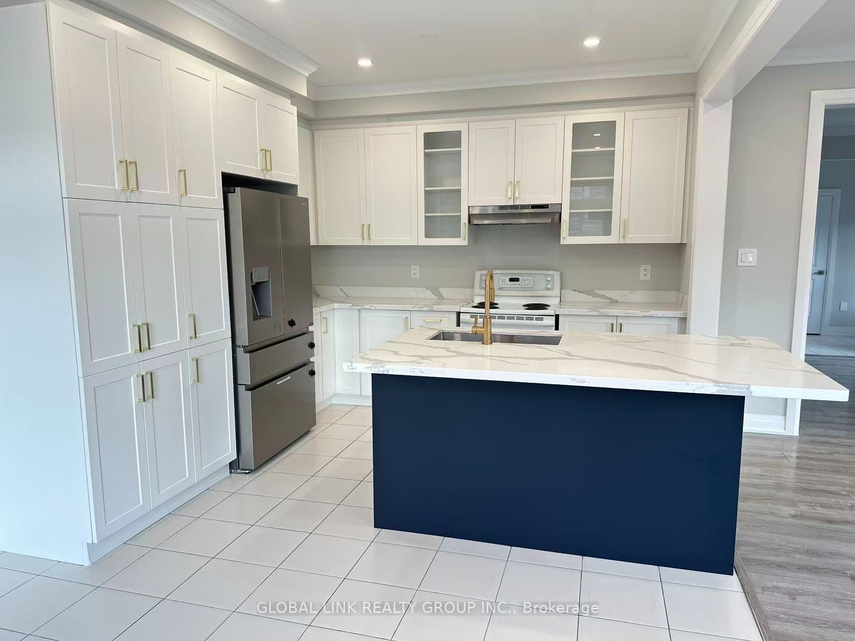 1 Copperhill Heights N Property Photo 3