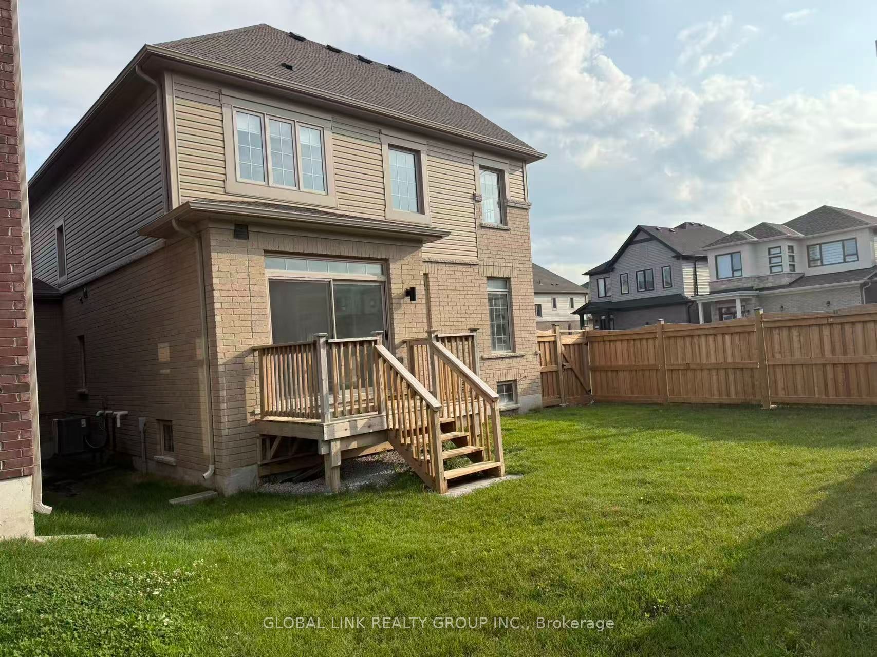 1 Copperhill Heights N Property Photo 13