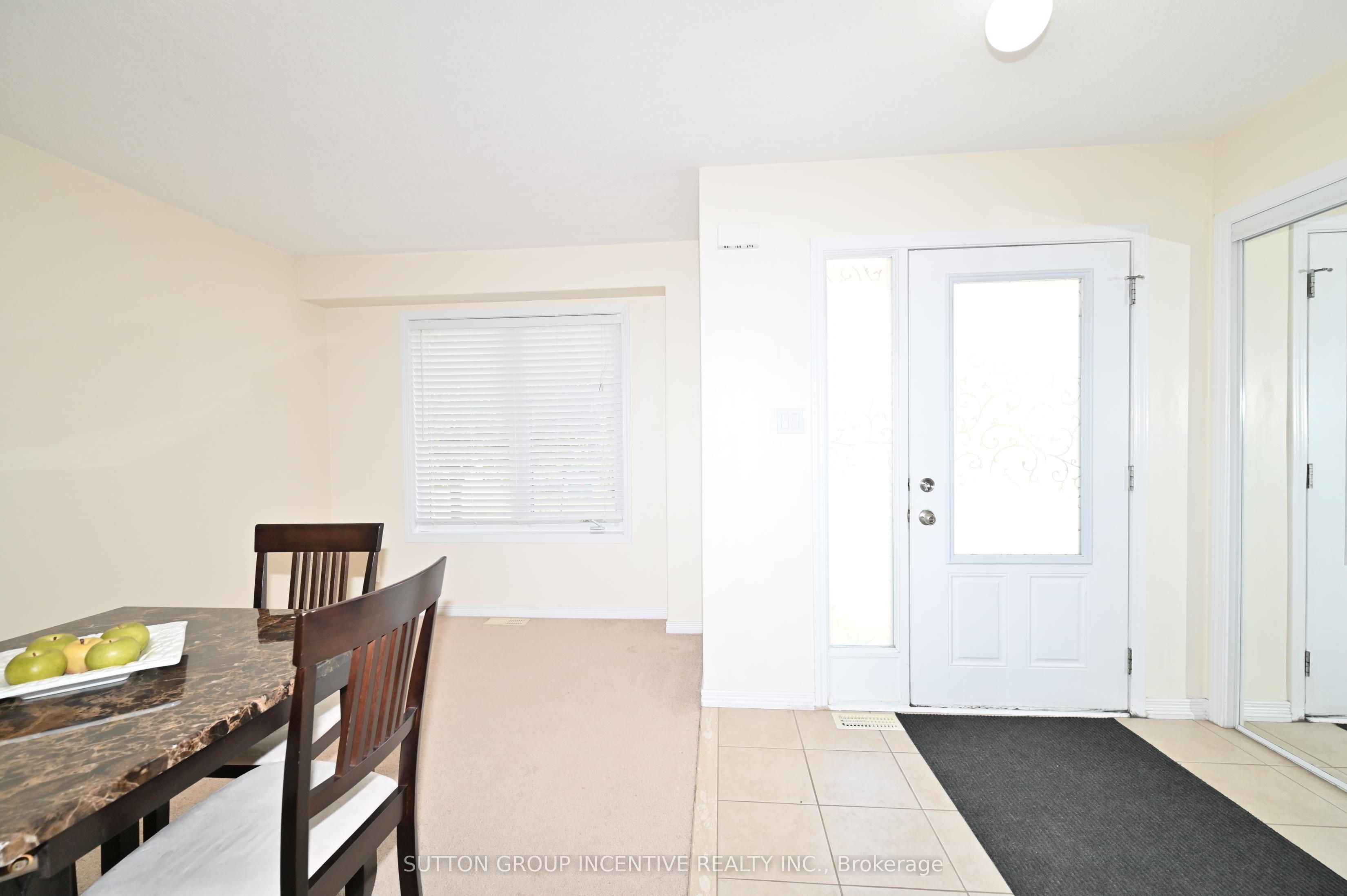 90 Sovereign's Gate 29 Property Photo 3