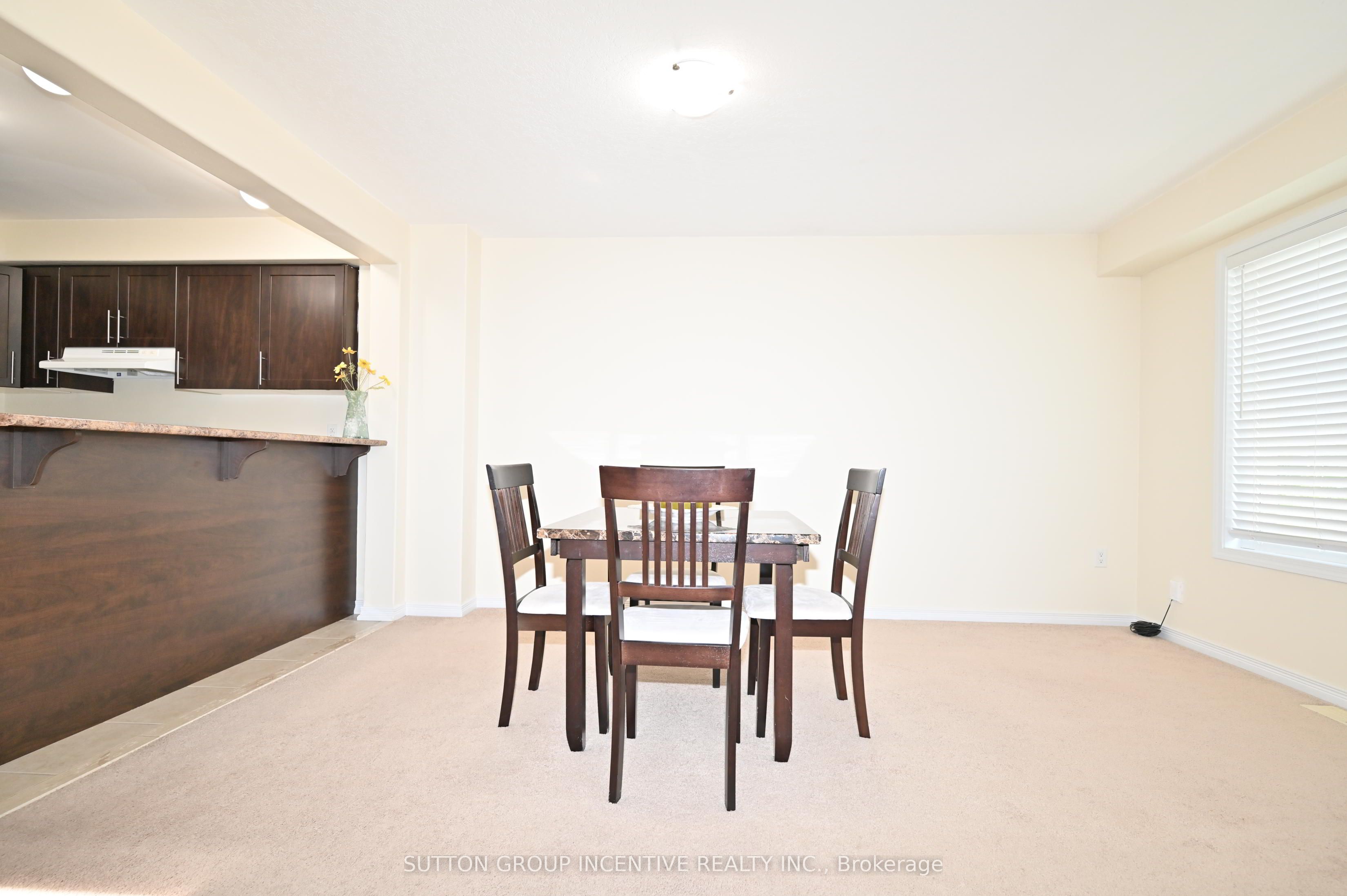 90 Sovereign's Gate 29 Property Photo 8