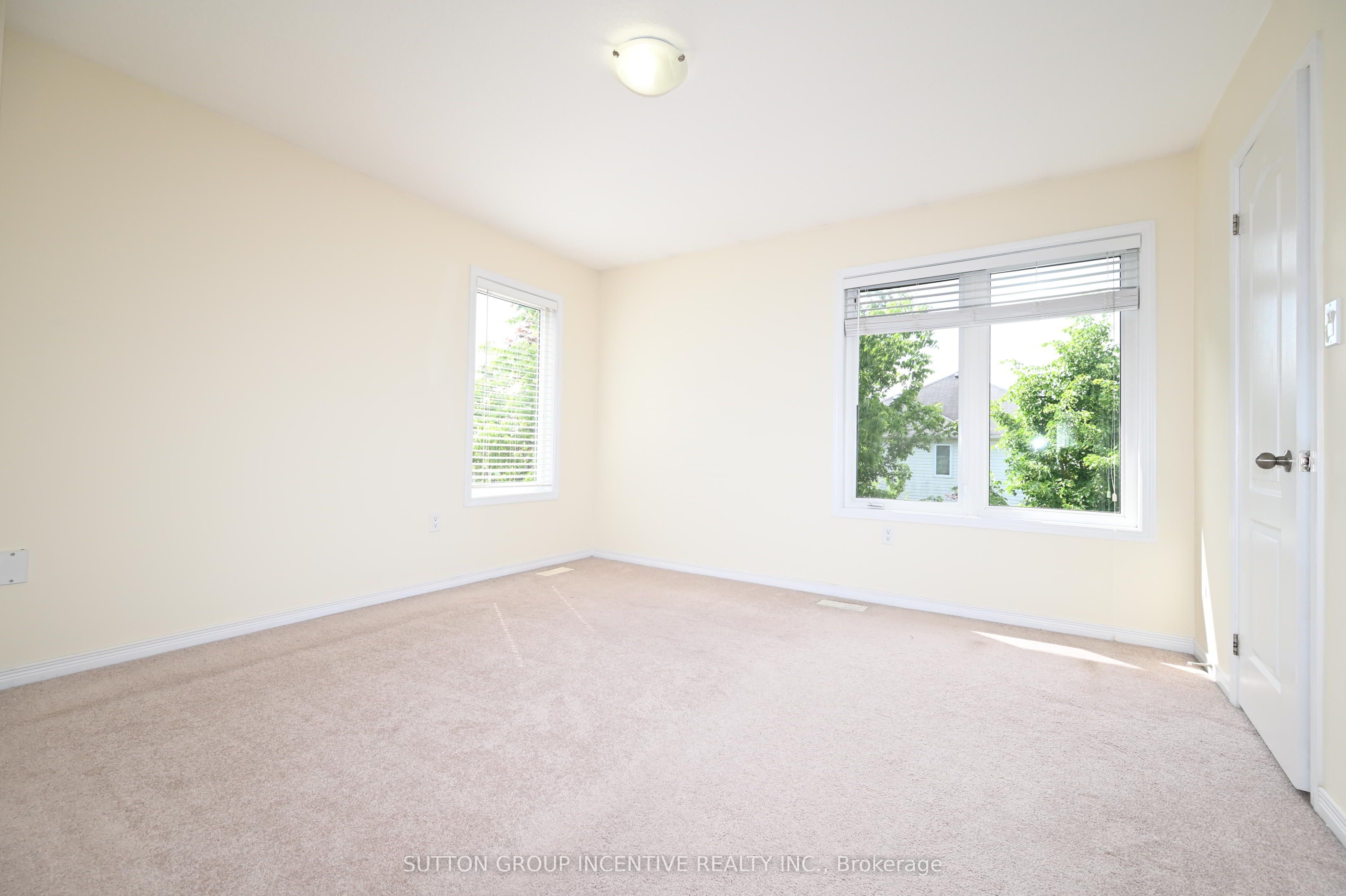 90 Sovereign's Gate 29 Property Photo 22