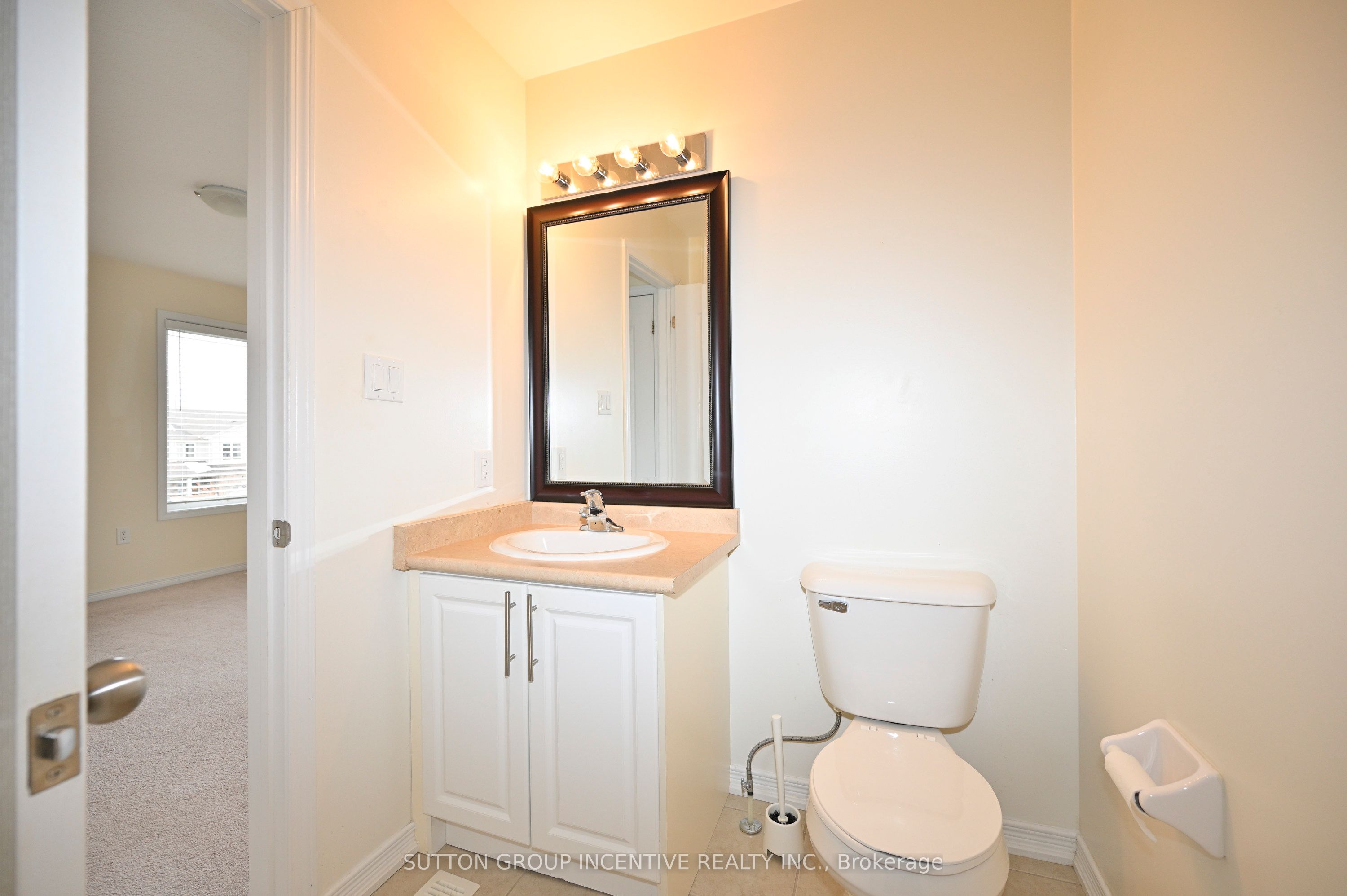 90 Sovereign's Gate 29 Property Photo 24