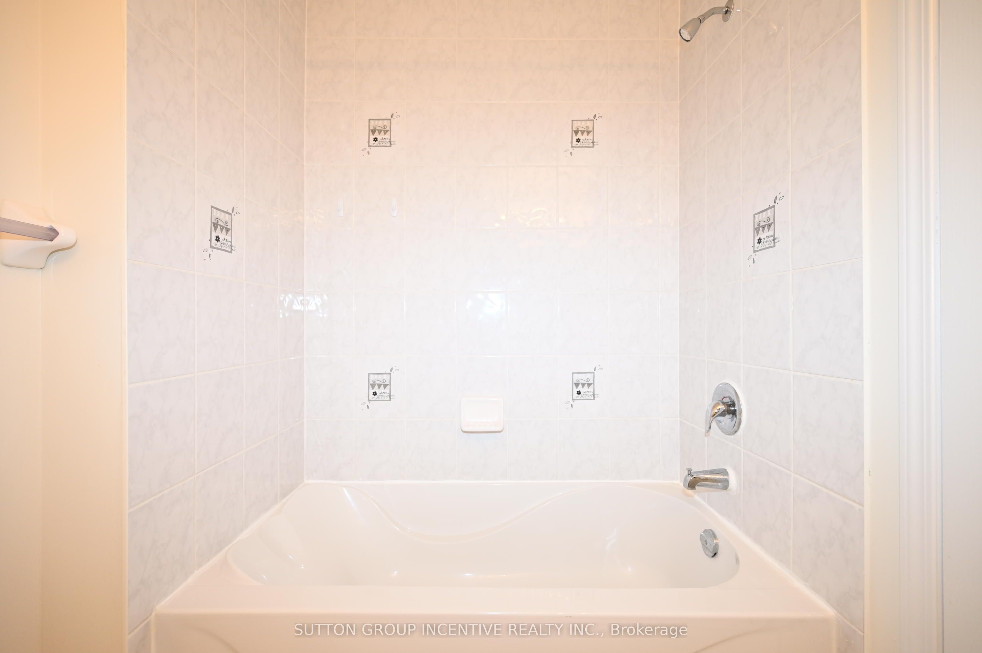 90 Sovereign's Gate 29 Property Photo 30