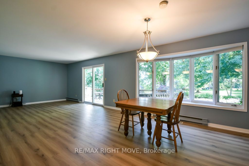 3263 Shoreview Drive Property Photo 6
