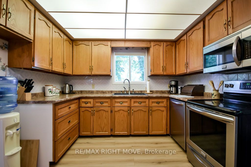 3263 Shoreview Drive Property Photo 10
