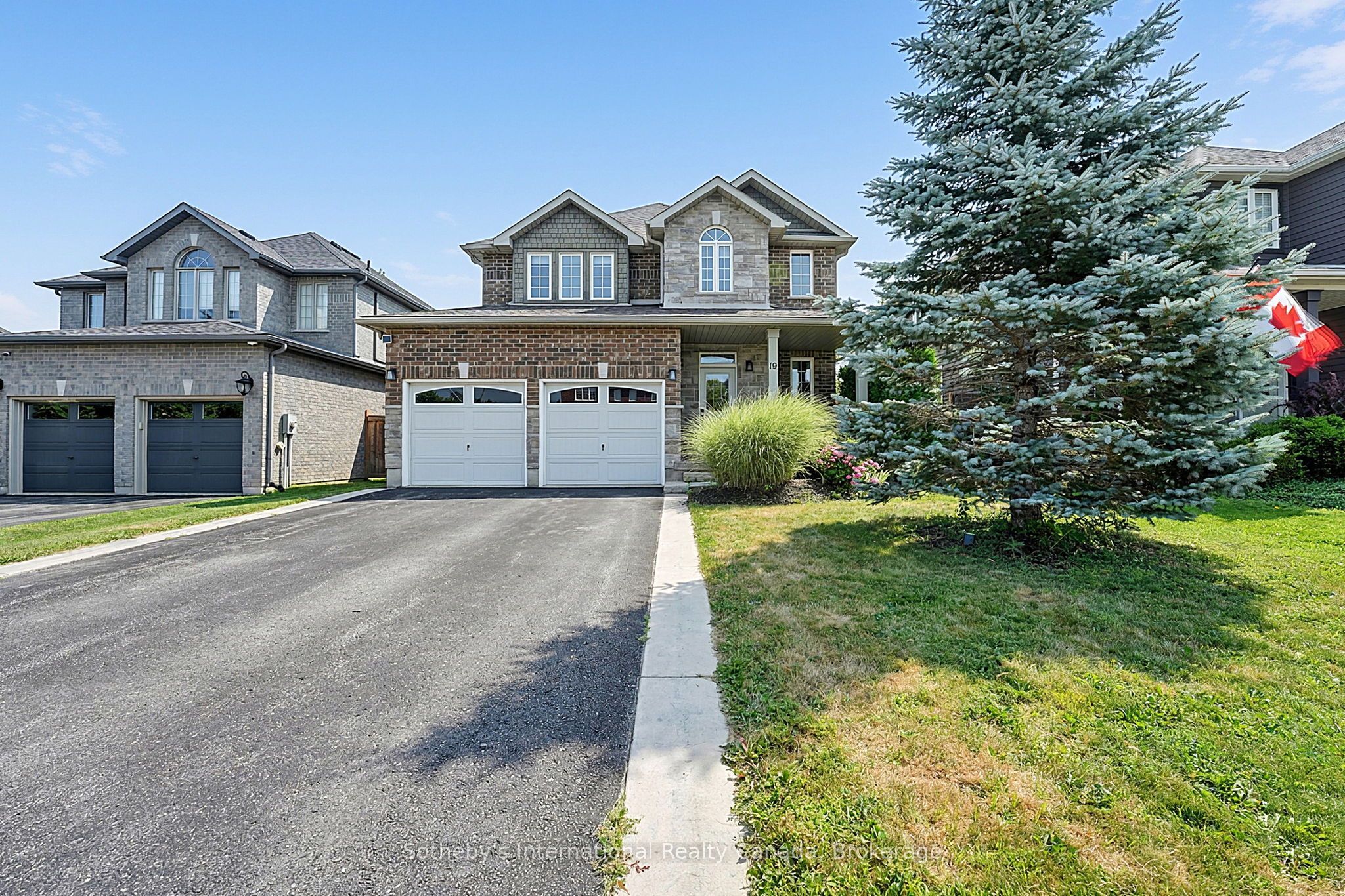 19 Garbutt Crescent Property Photo 2