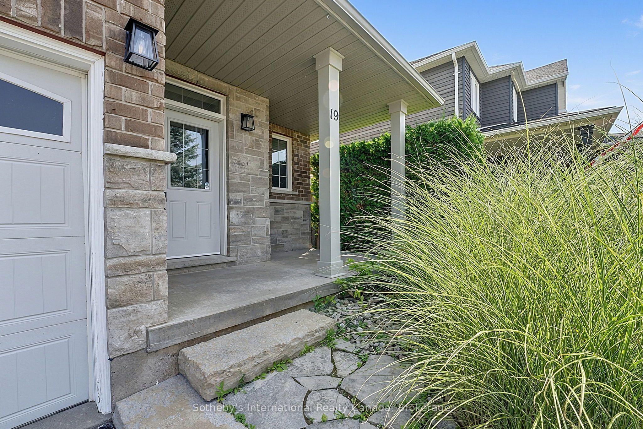 19 Garbutt Crescent Property Photo 4