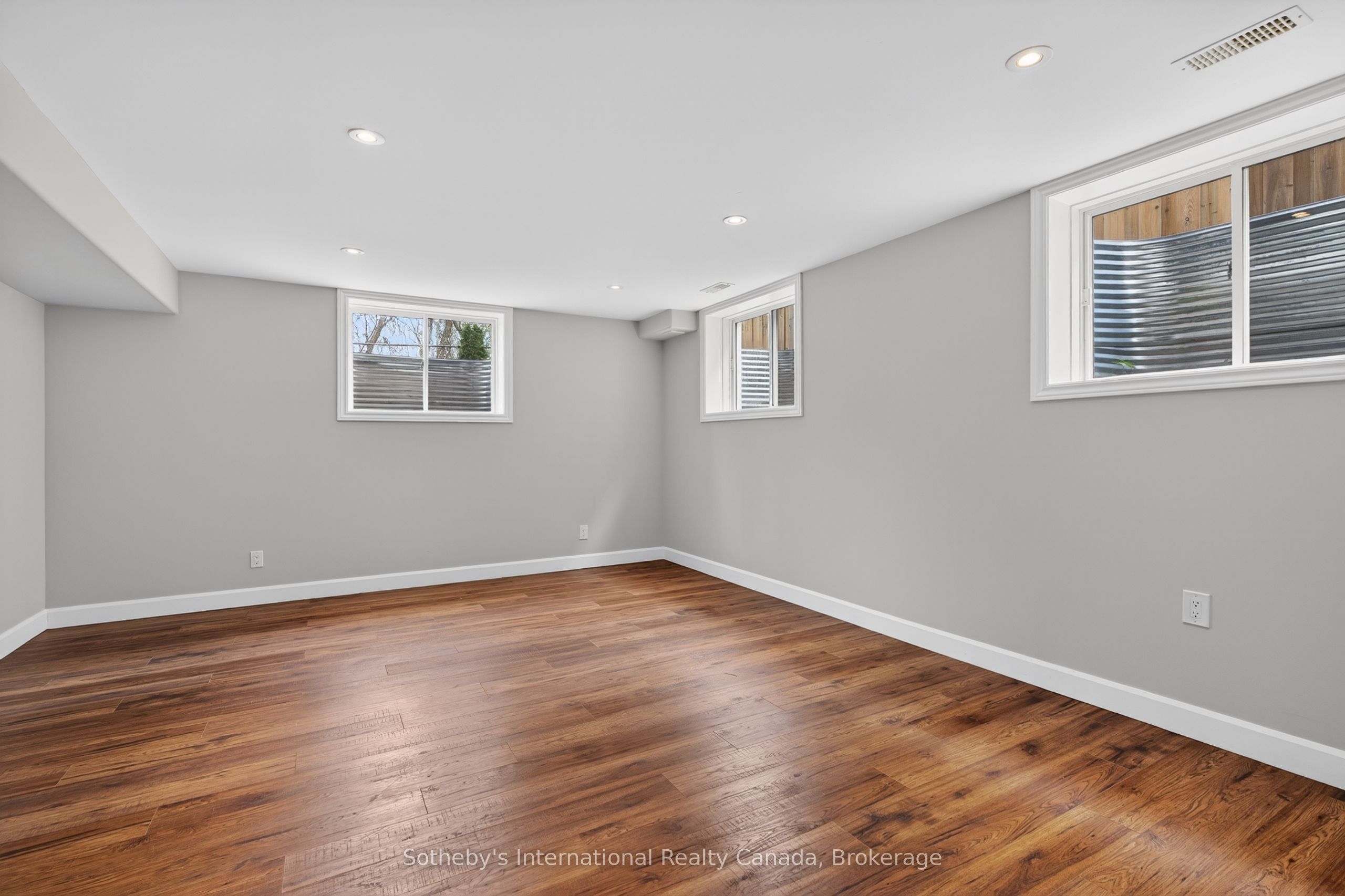 19 Garbutt Crescent Property Photo 31