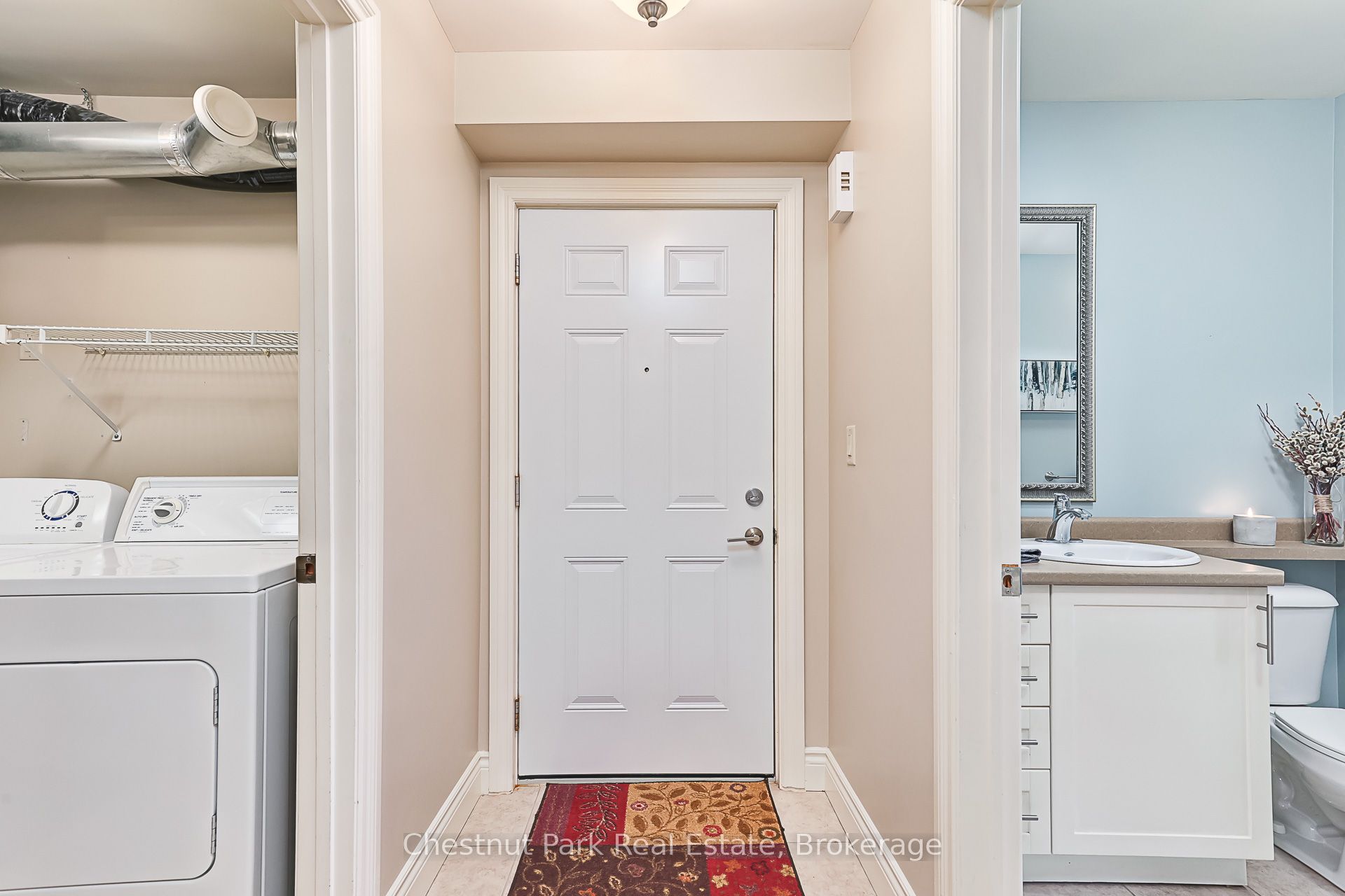 435 Walnut Street 206 Property Photo 12