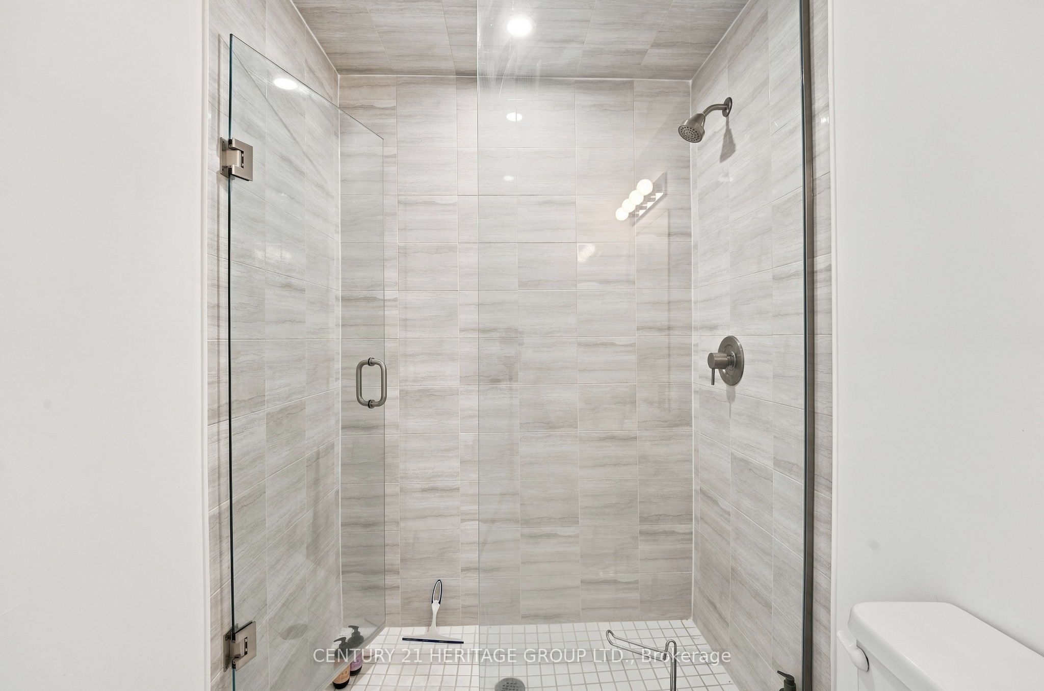 10 Culinary Lane 502 Property Photo 27