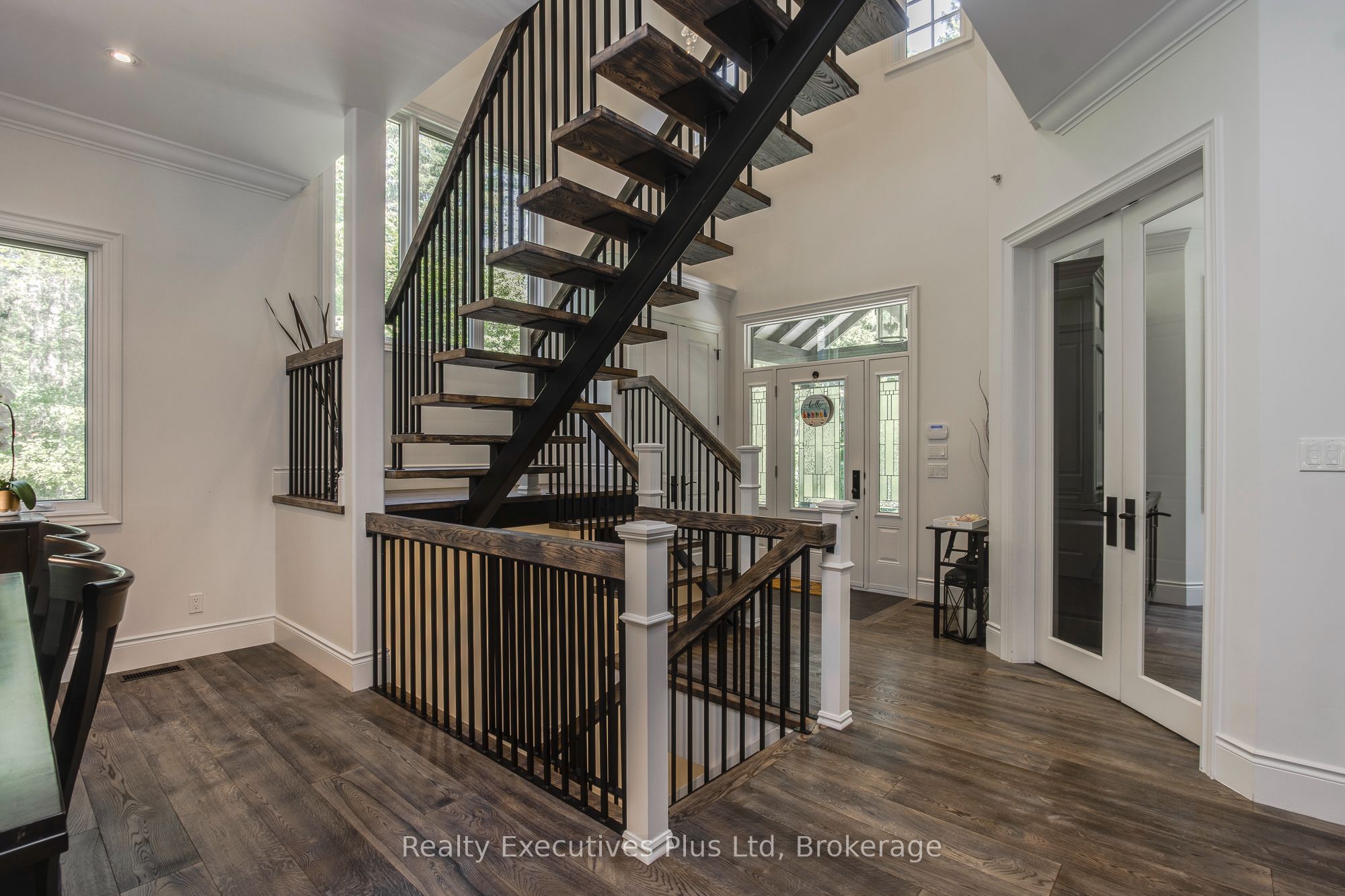 27 Kingfisher Crescent Property Photo 6