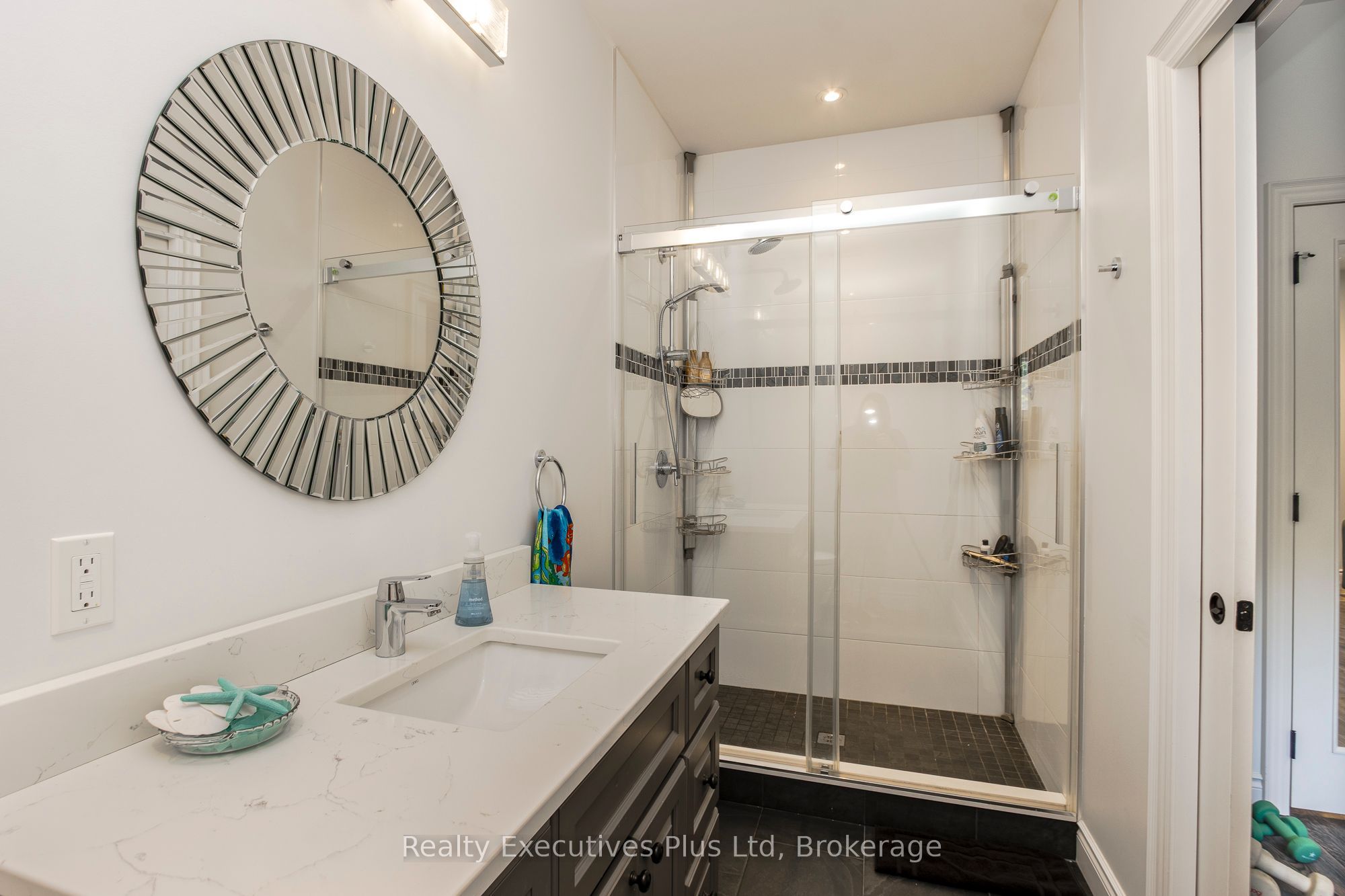 27 Kingfisher Crescent Property Photo 27