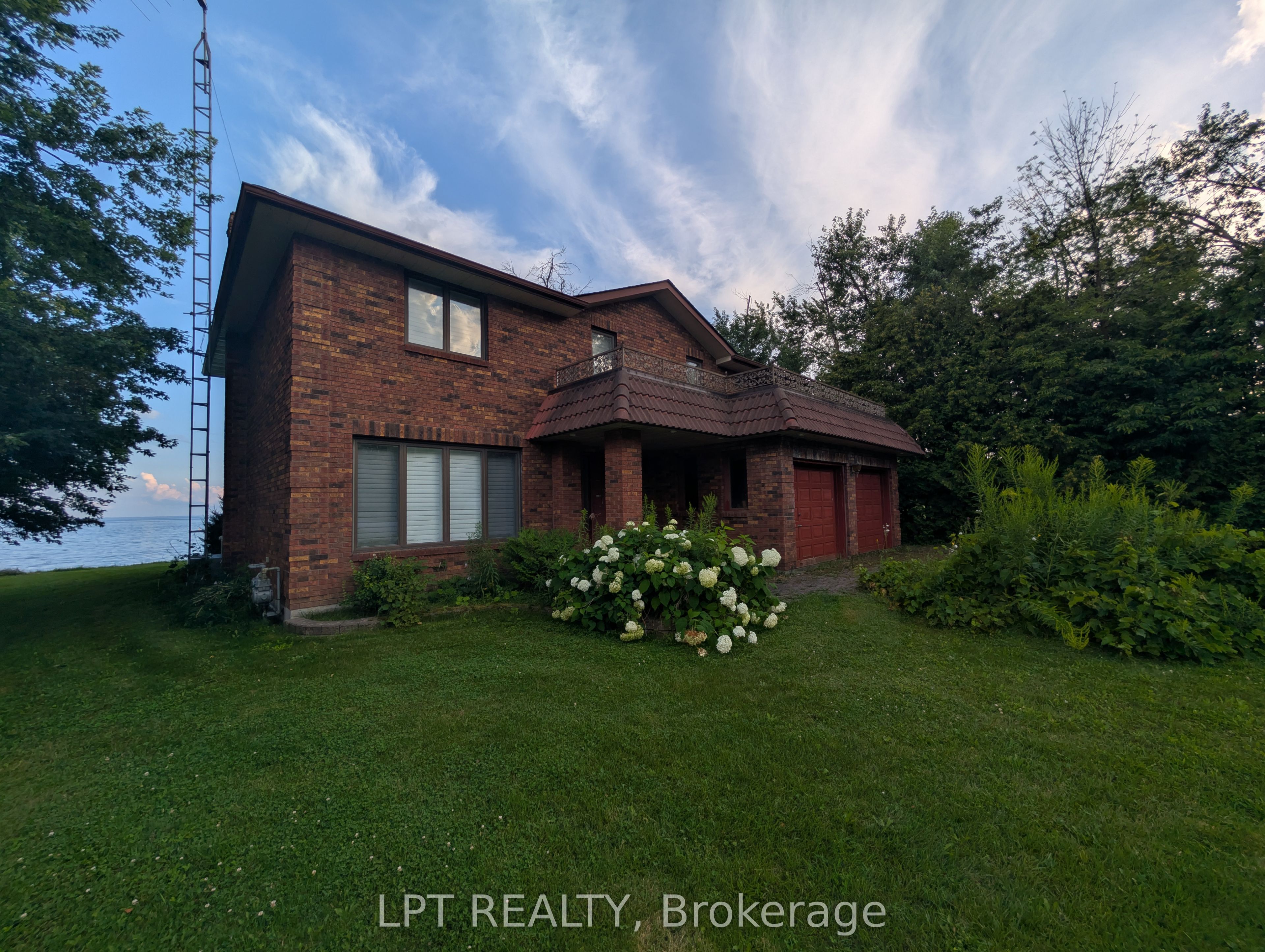 47 Parkside Drive Property Photo 1