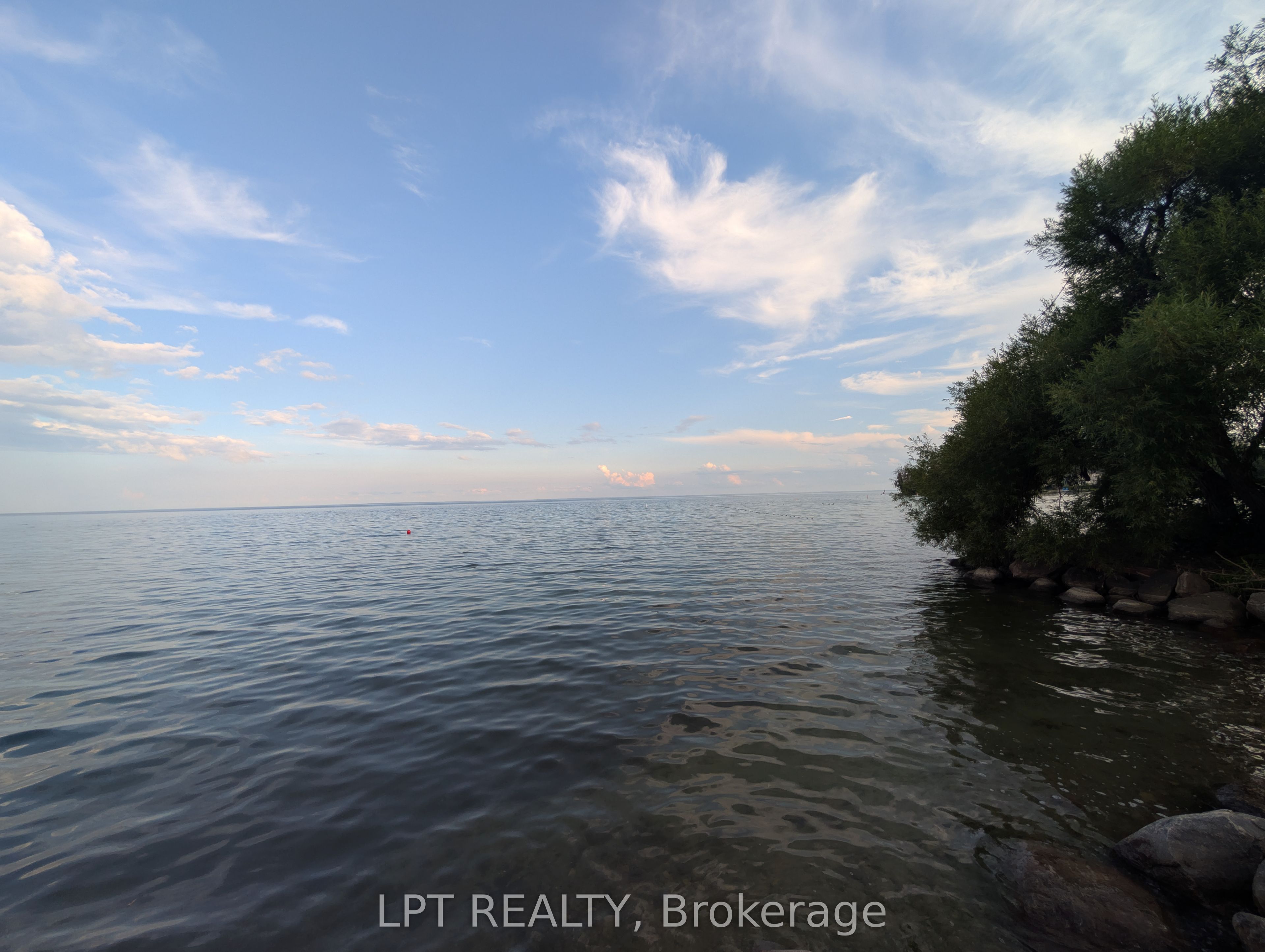 47 Parkside Drive Property Photo 6