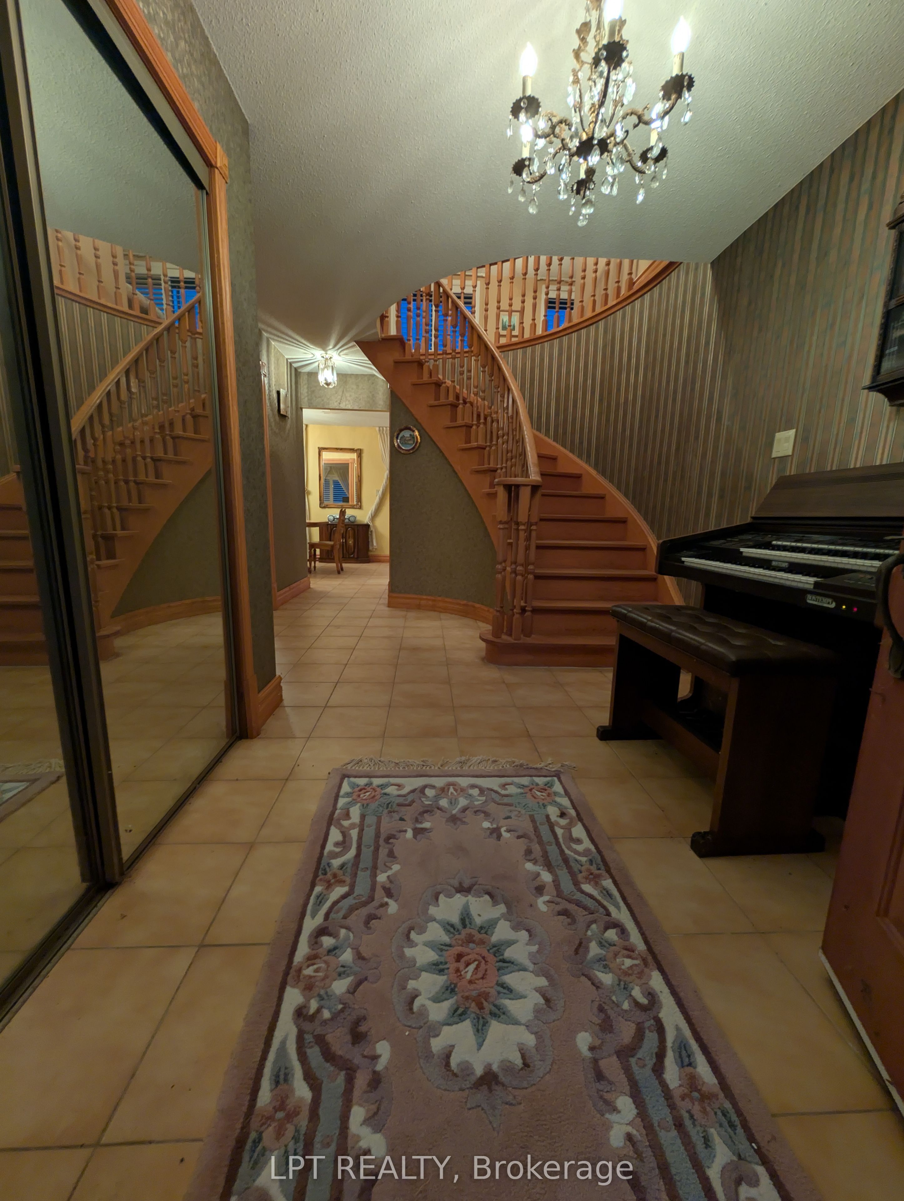 47 Parkside Drive Property Photo 11